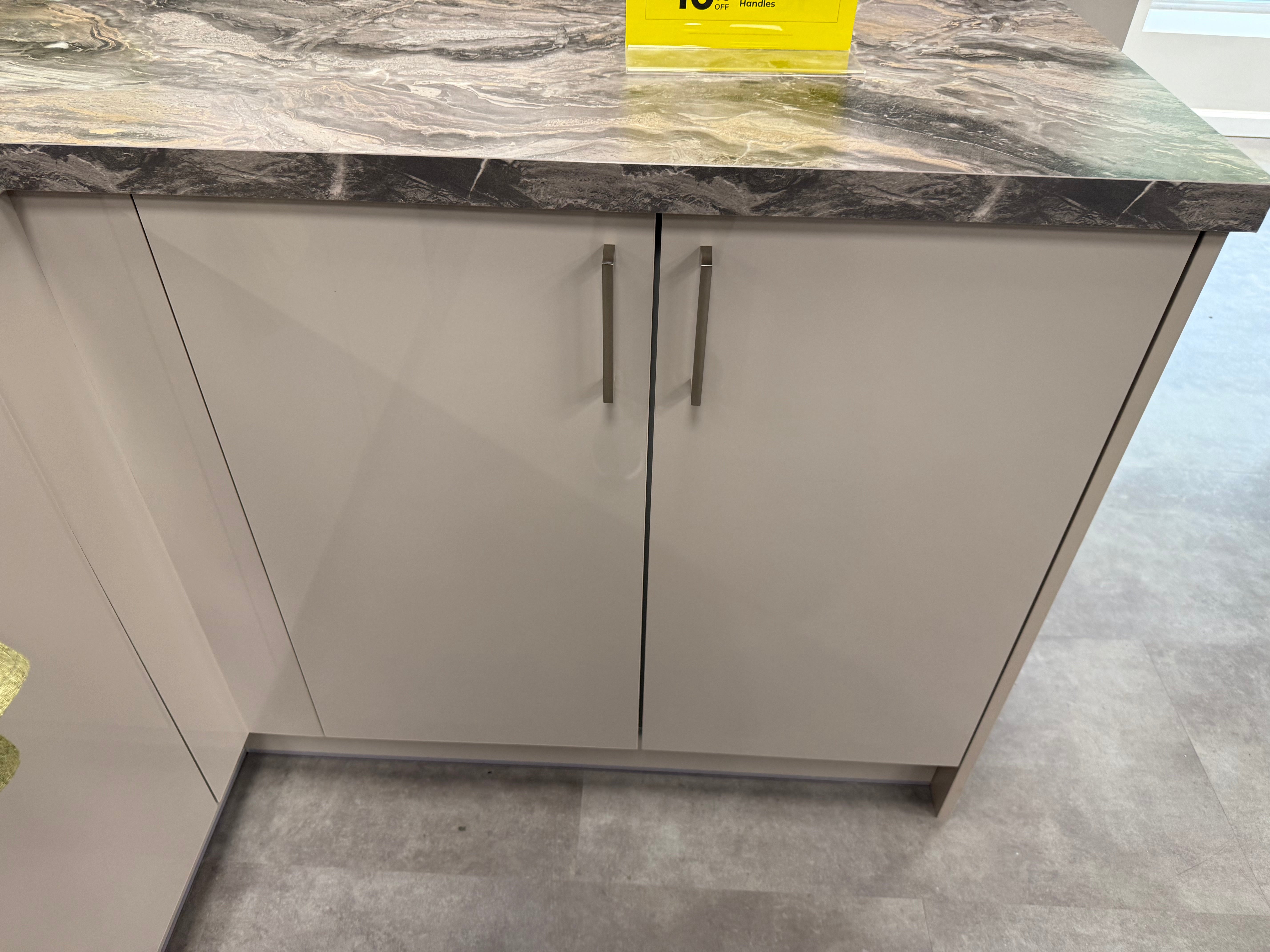 Wren Infinity Autograph Cashmere Gloss Kitchen