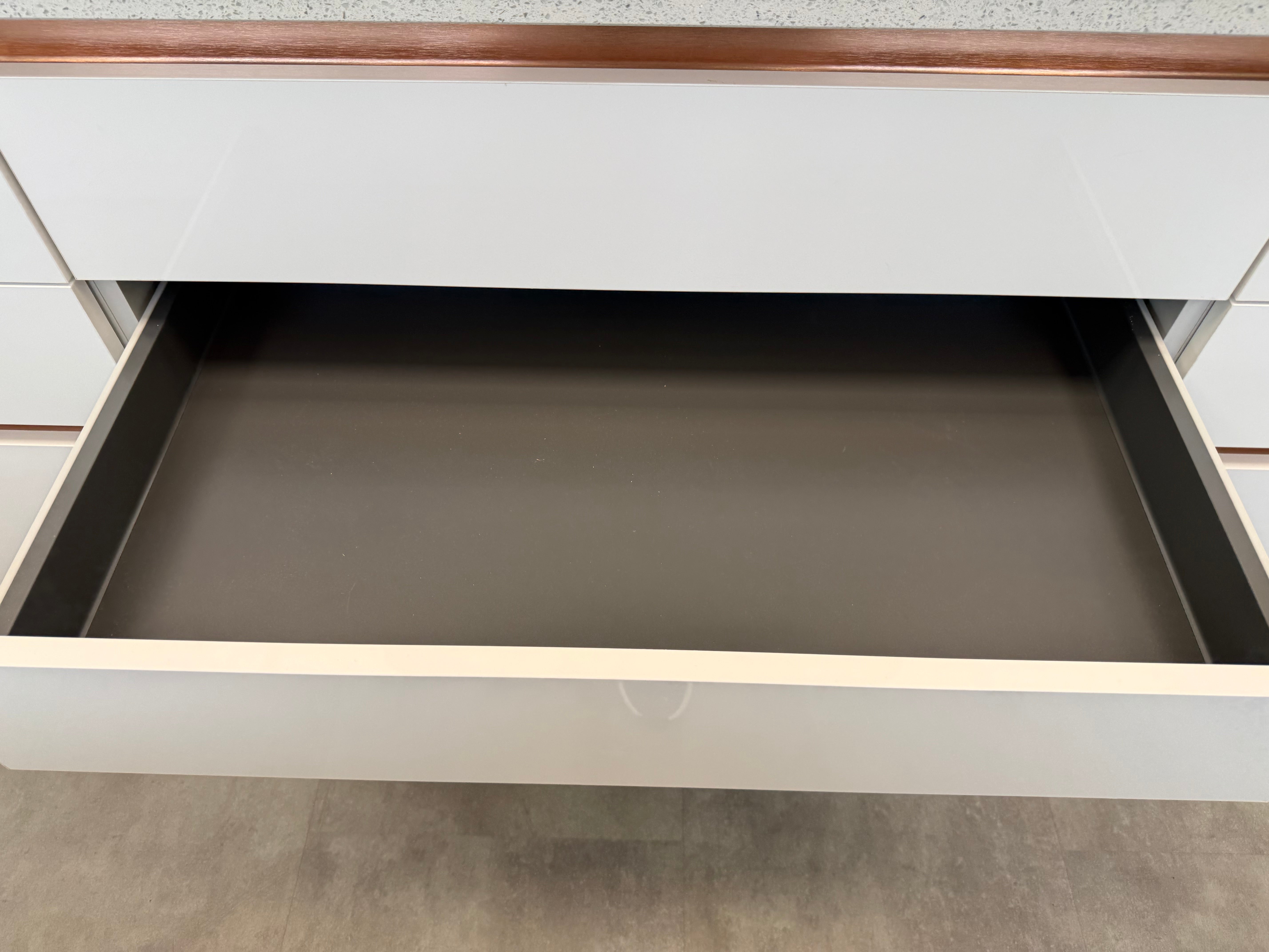 Wren Infinity Plus Milano Ultra Bianco Gloss Kitchen with Island