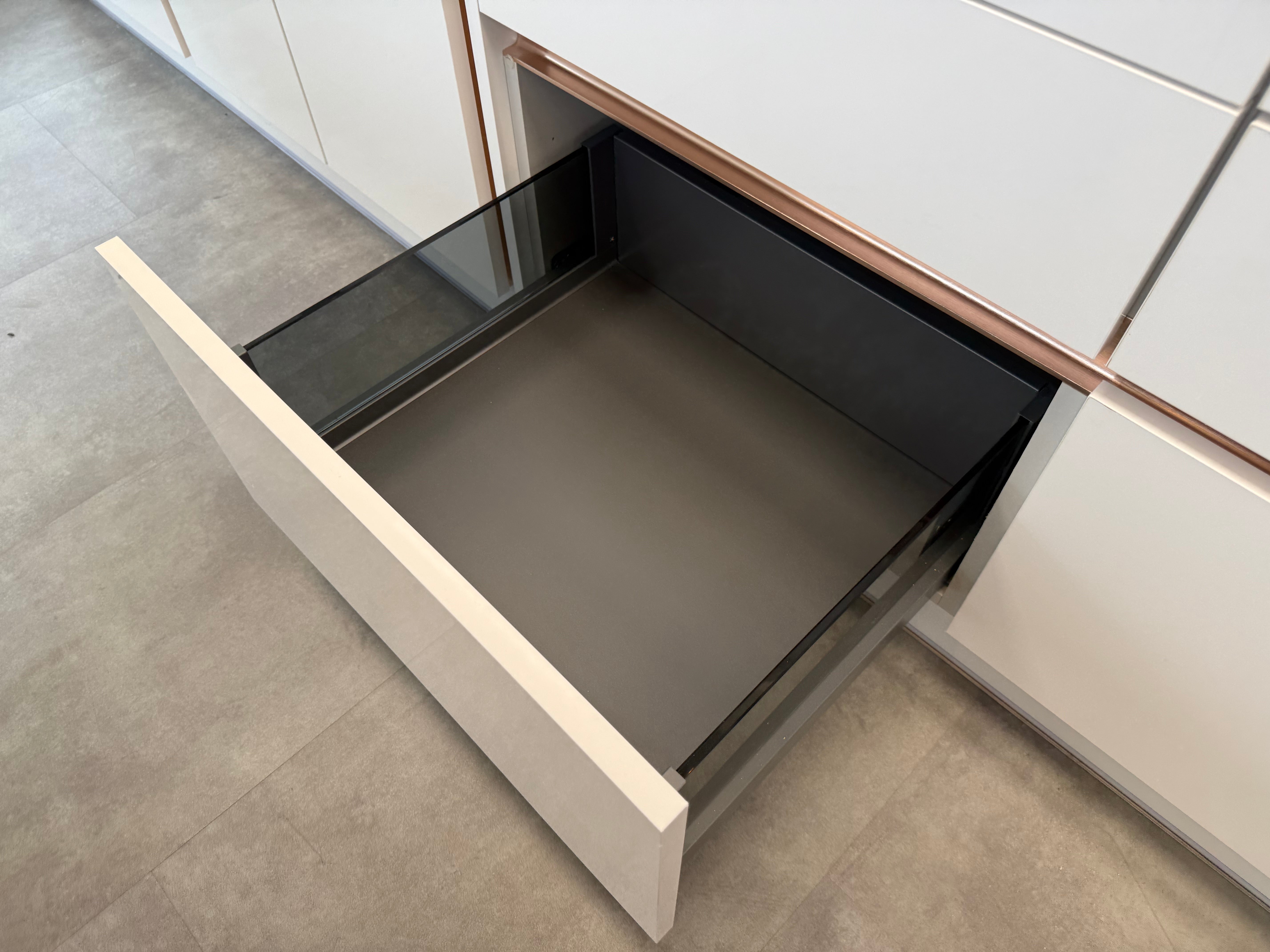Wren Infinity Plus Milano Ultra Bianco Gloss Kitchen with Island