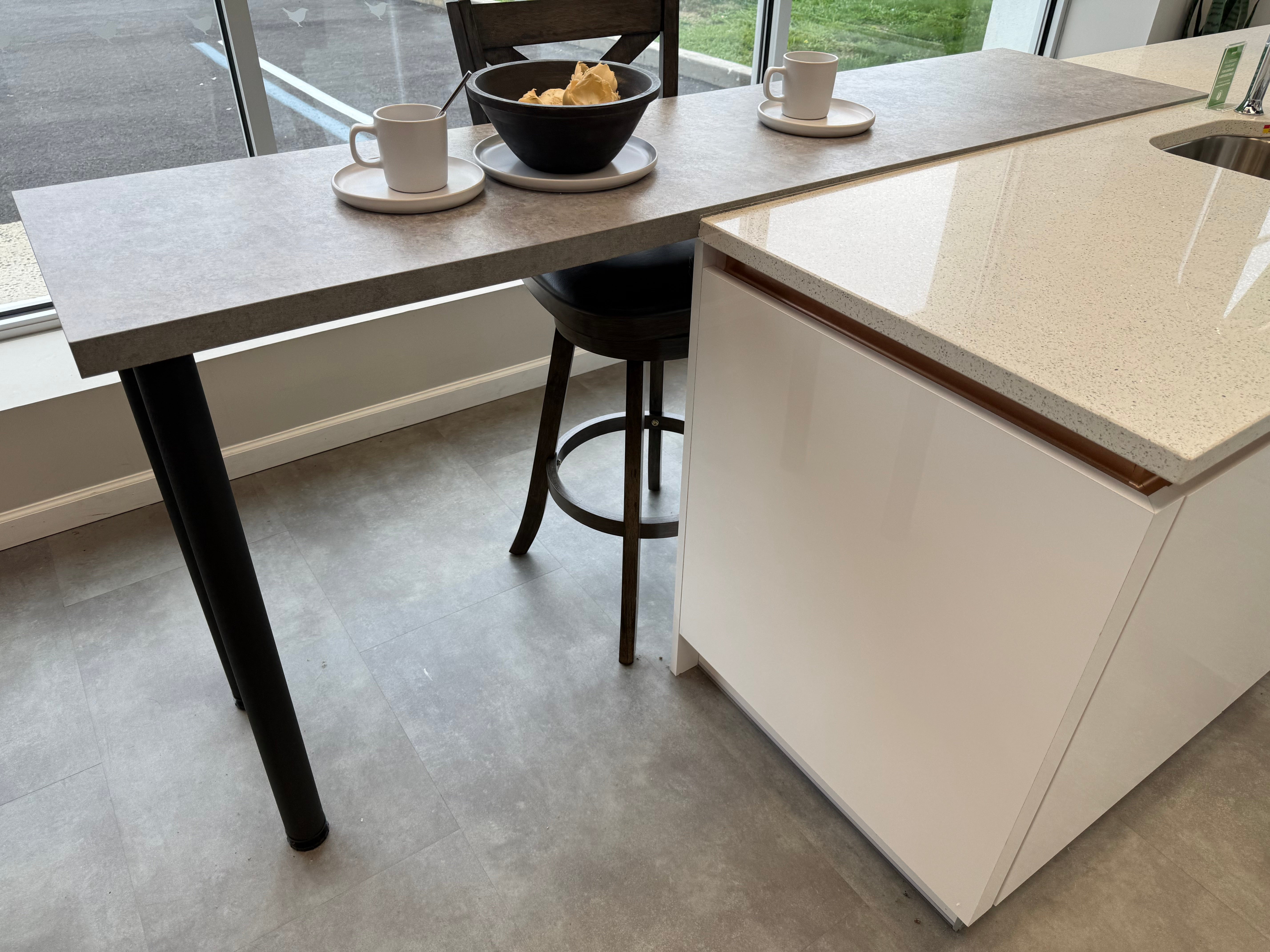 Wren Infinity Plus Milano Ultra Bianco Gloss Kitchen with Island