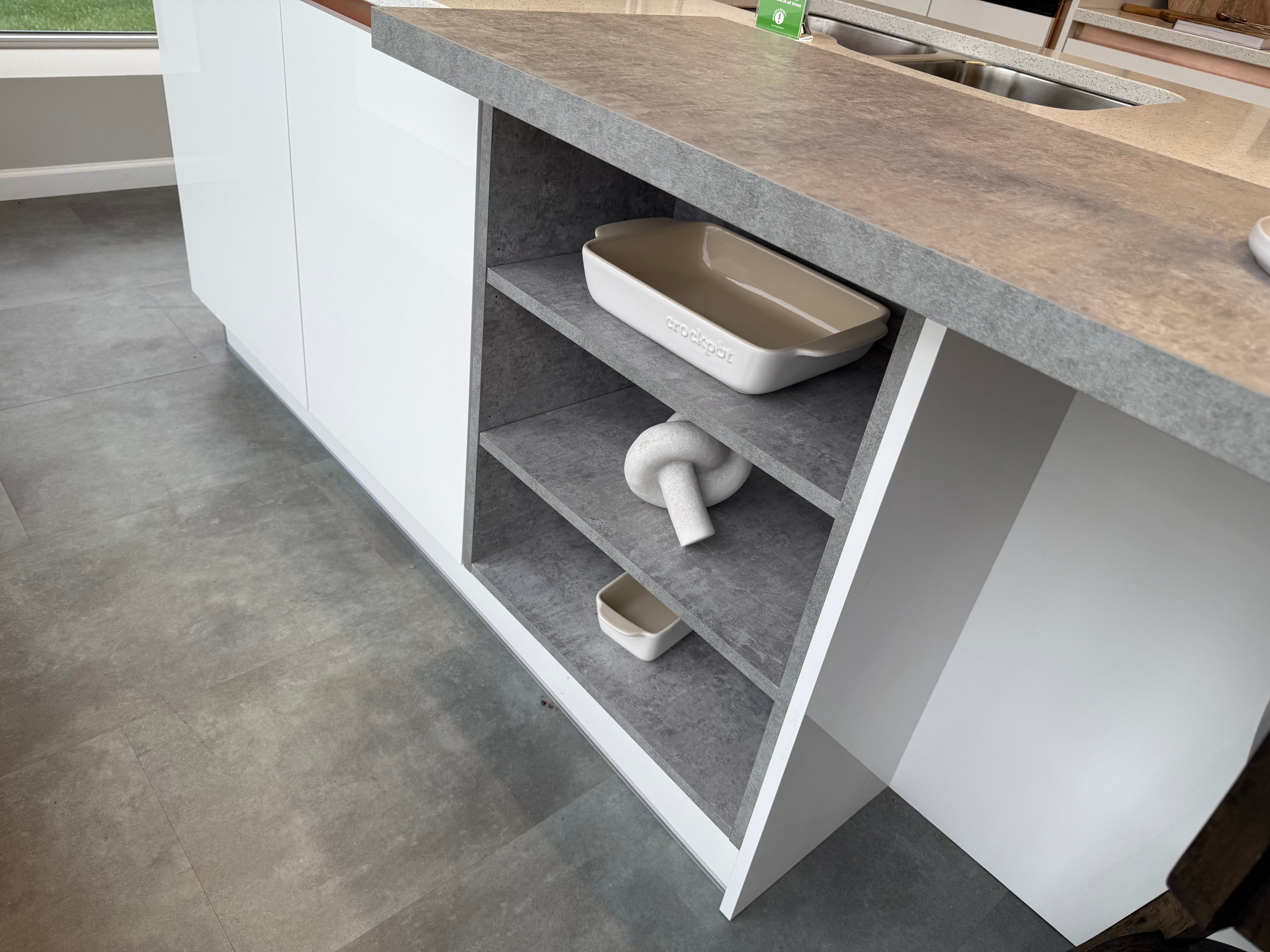 Wren Infinity Plus Milano Ultra Bianco Gloss Kitchen with Island