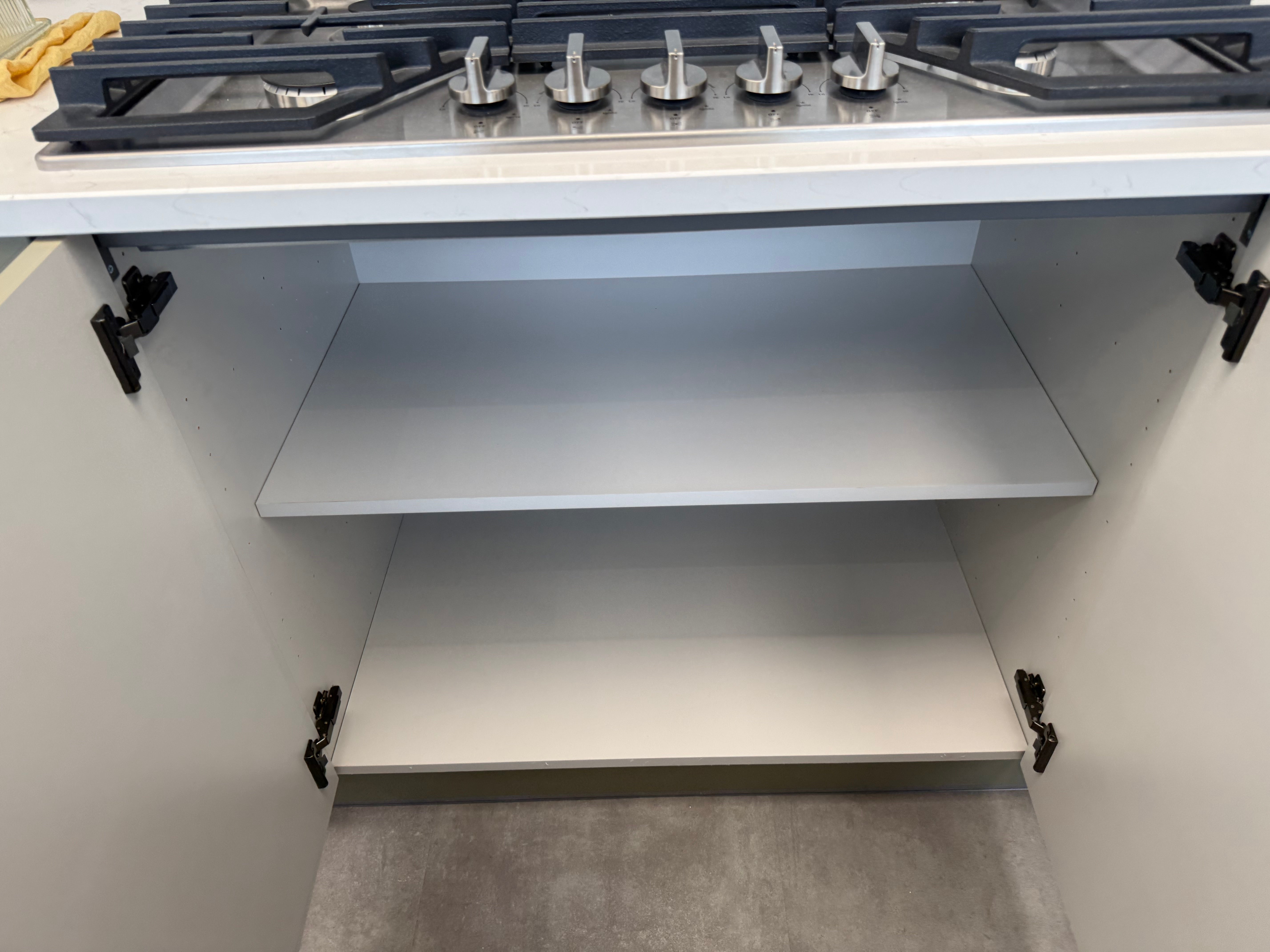 Wren Shaker Chelsea Juratek Mushroom & Olive Green Matte Kitchen