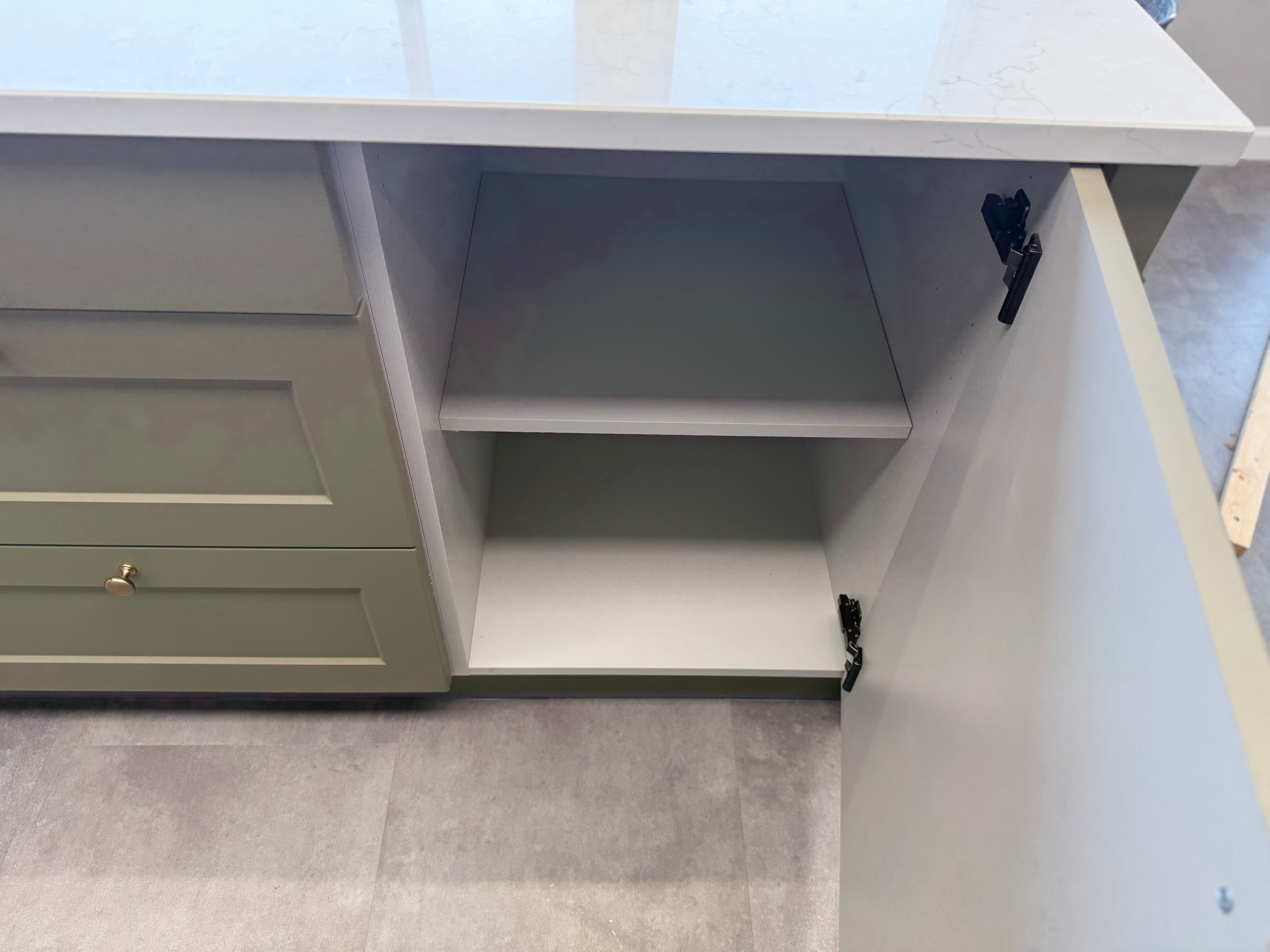 Wren Shaker Chelsea Juratek Mushroom & Olive Green Matte Kitchen