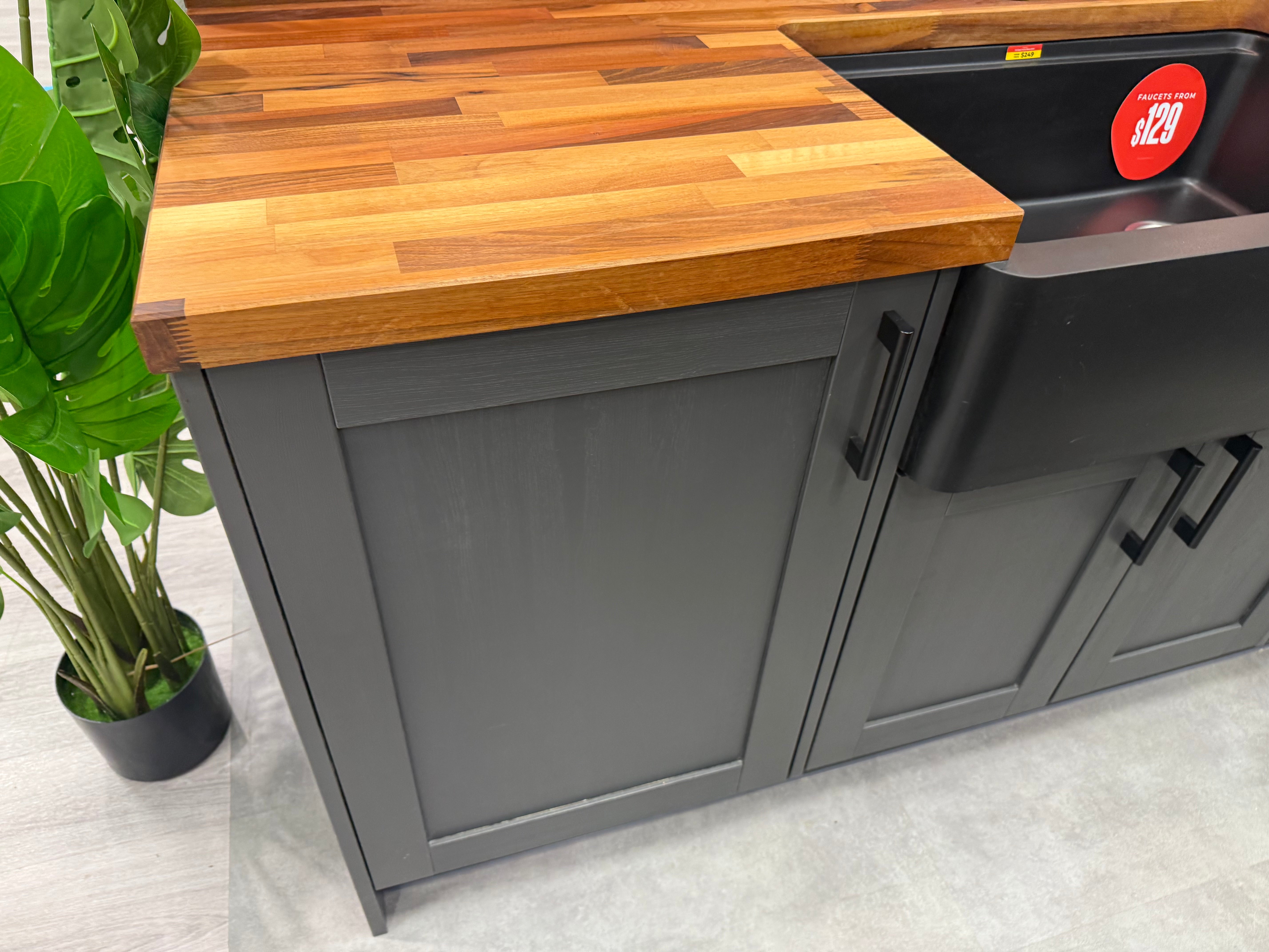 Wren Shaker Forest Classic Alchemy Grain Kitchen with Island