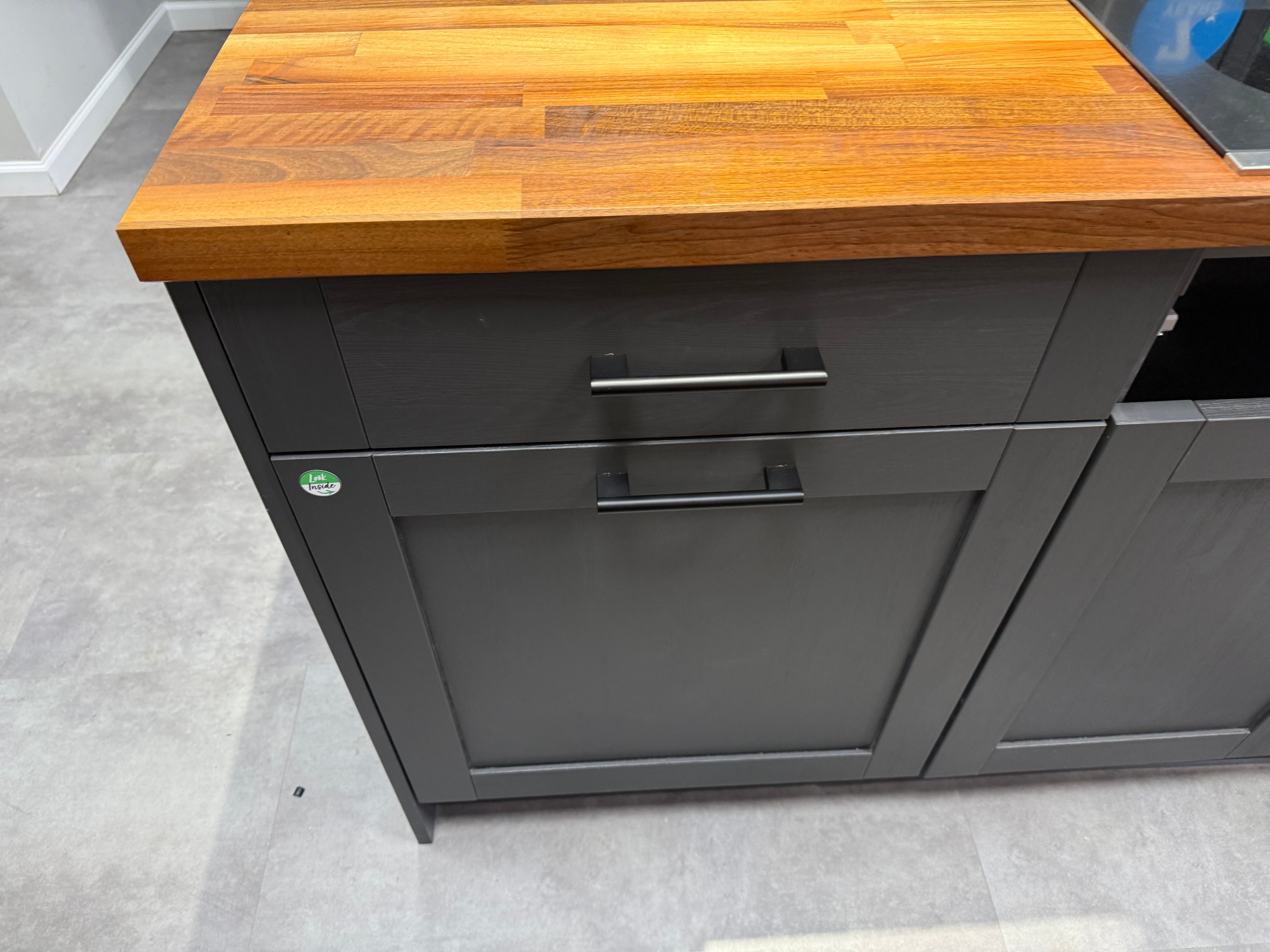 Wren Shaker Forest Classic Alchemy Grain Kitchen with Island