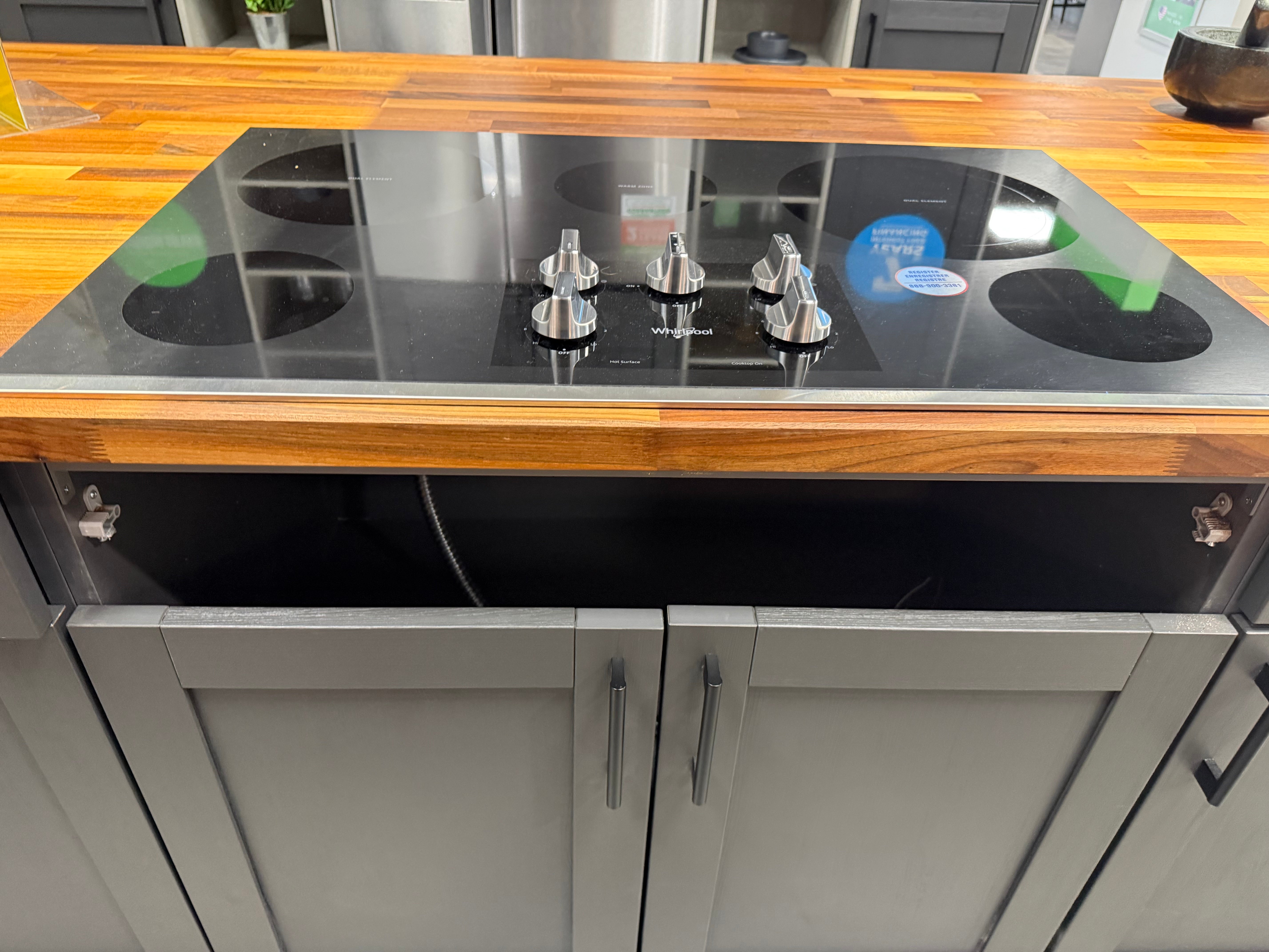 Wren Shaker Forest Classic Alchemy Grain Kitchen with Island