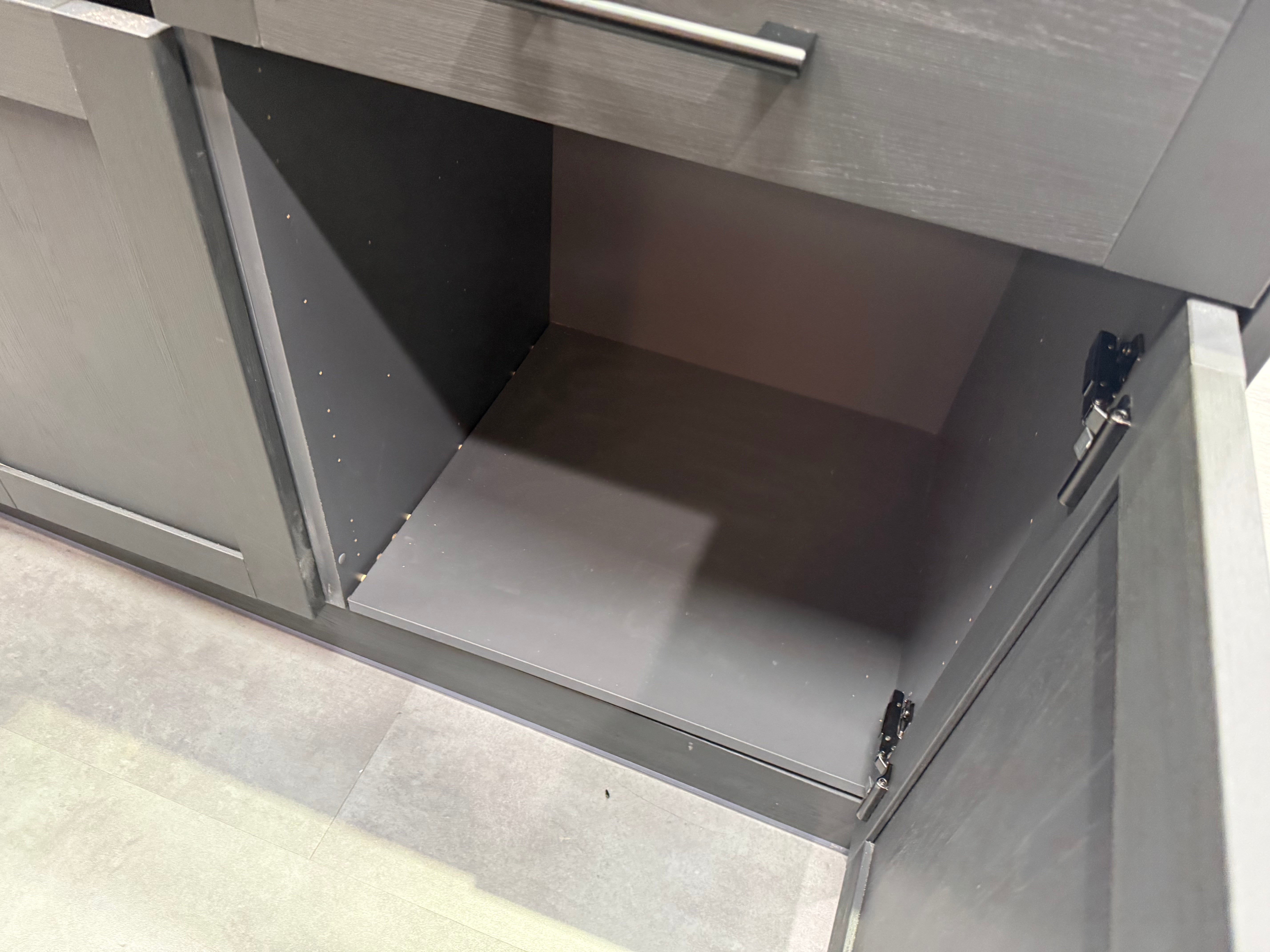 Wren Shaker Forest Classic Alchemy Grain Kitchen with Island