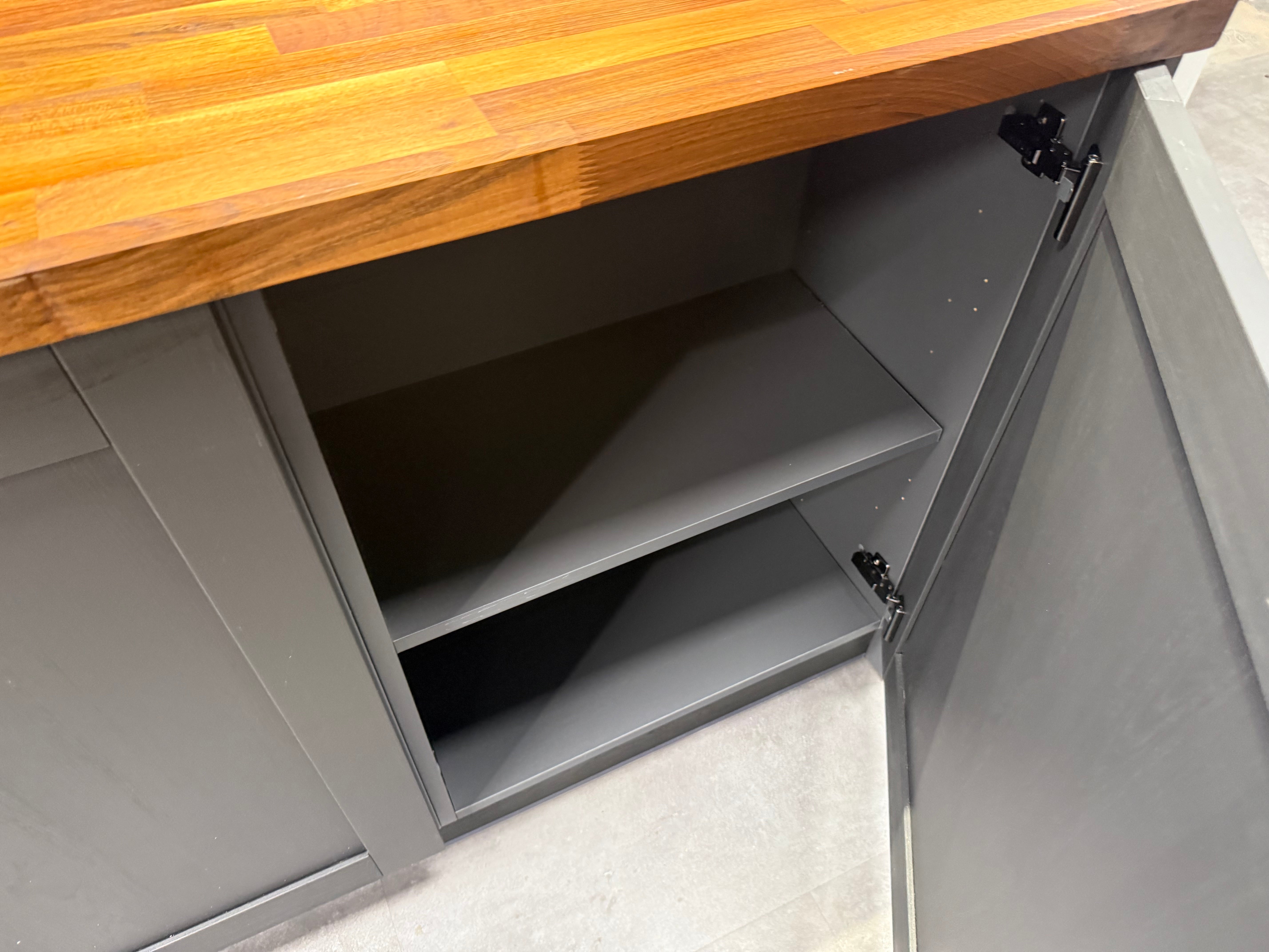 Wren Shaker Forest Classic Alchemy Grain Kitchen with Island