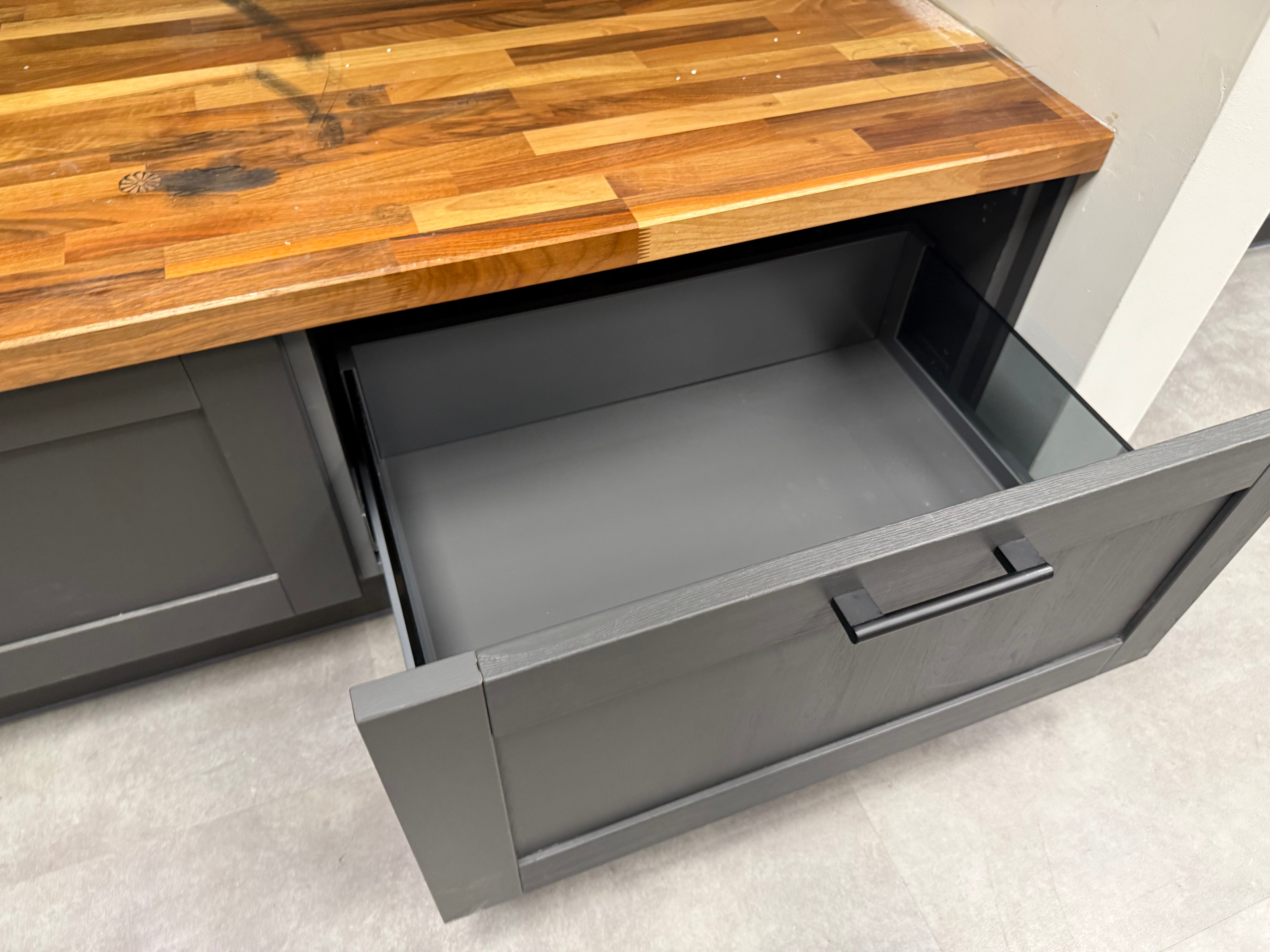 Wren Infinity Plus Shaker Forest Classic Alchemy Grain Laundry Room