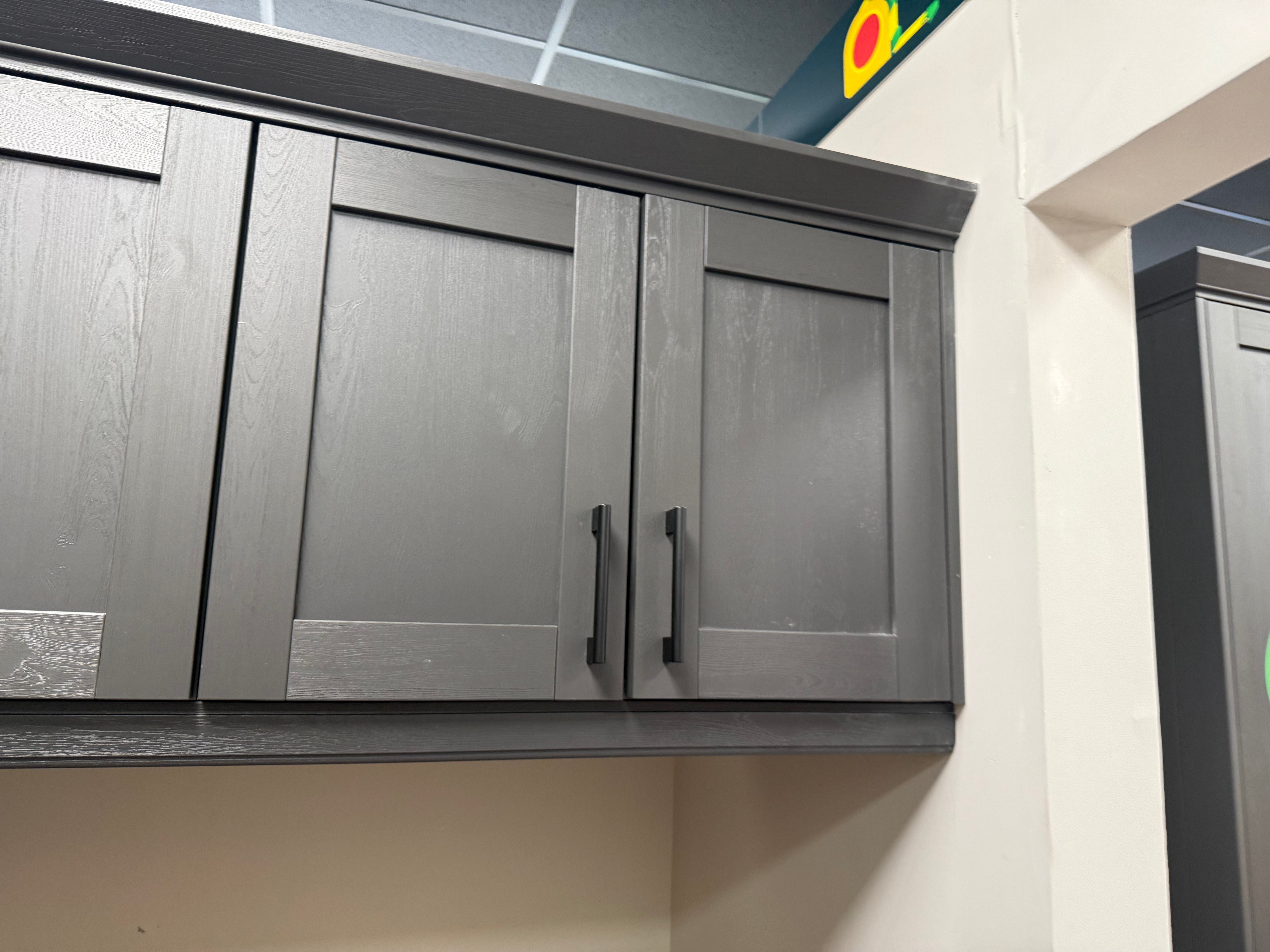 Wren Infinity Plus Shaker Forest Classic Alchemy Grain Laundry Room