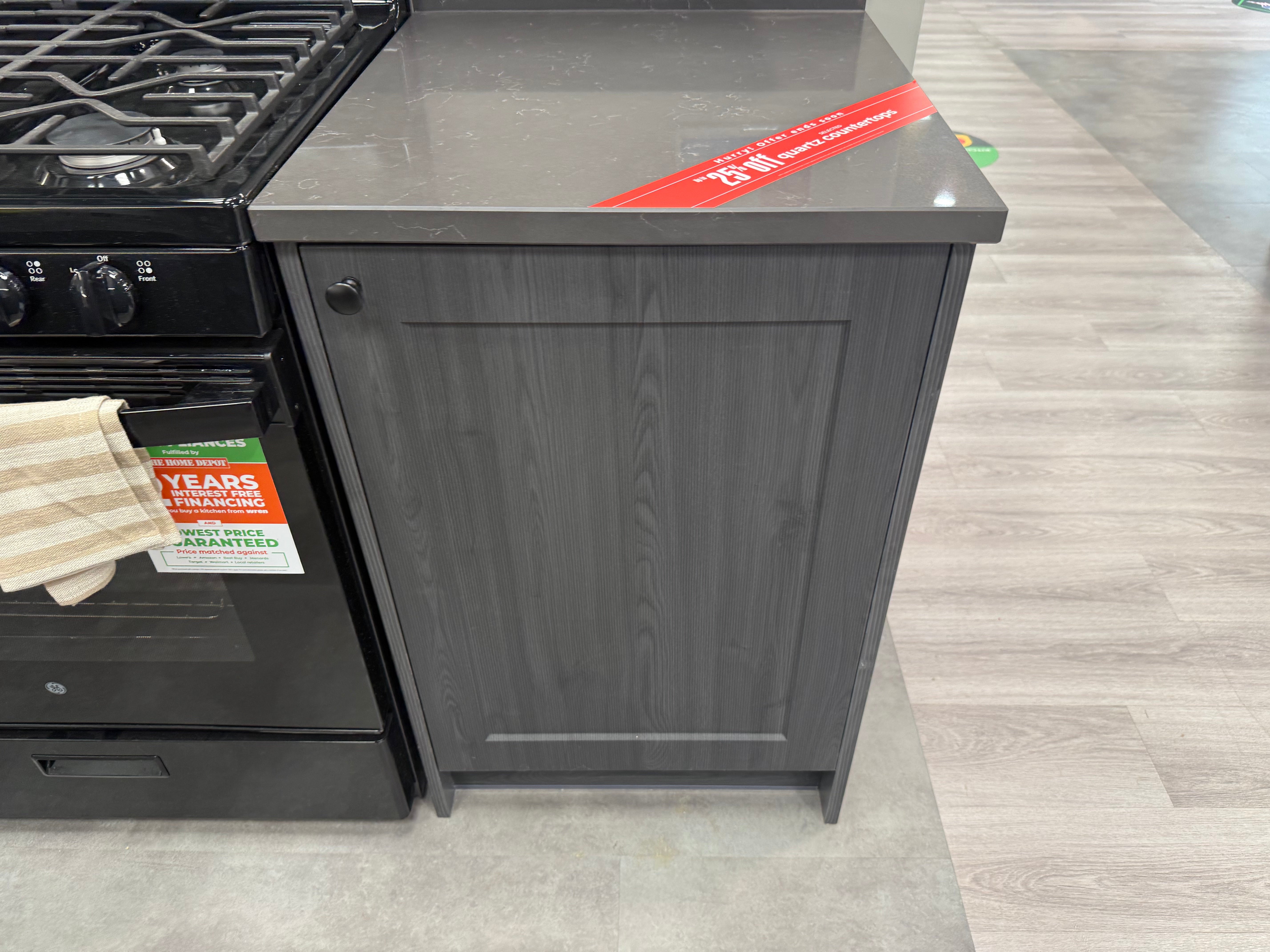Wren Shaker Chelsea Pencil & Pebble Gray Grain Kitchen