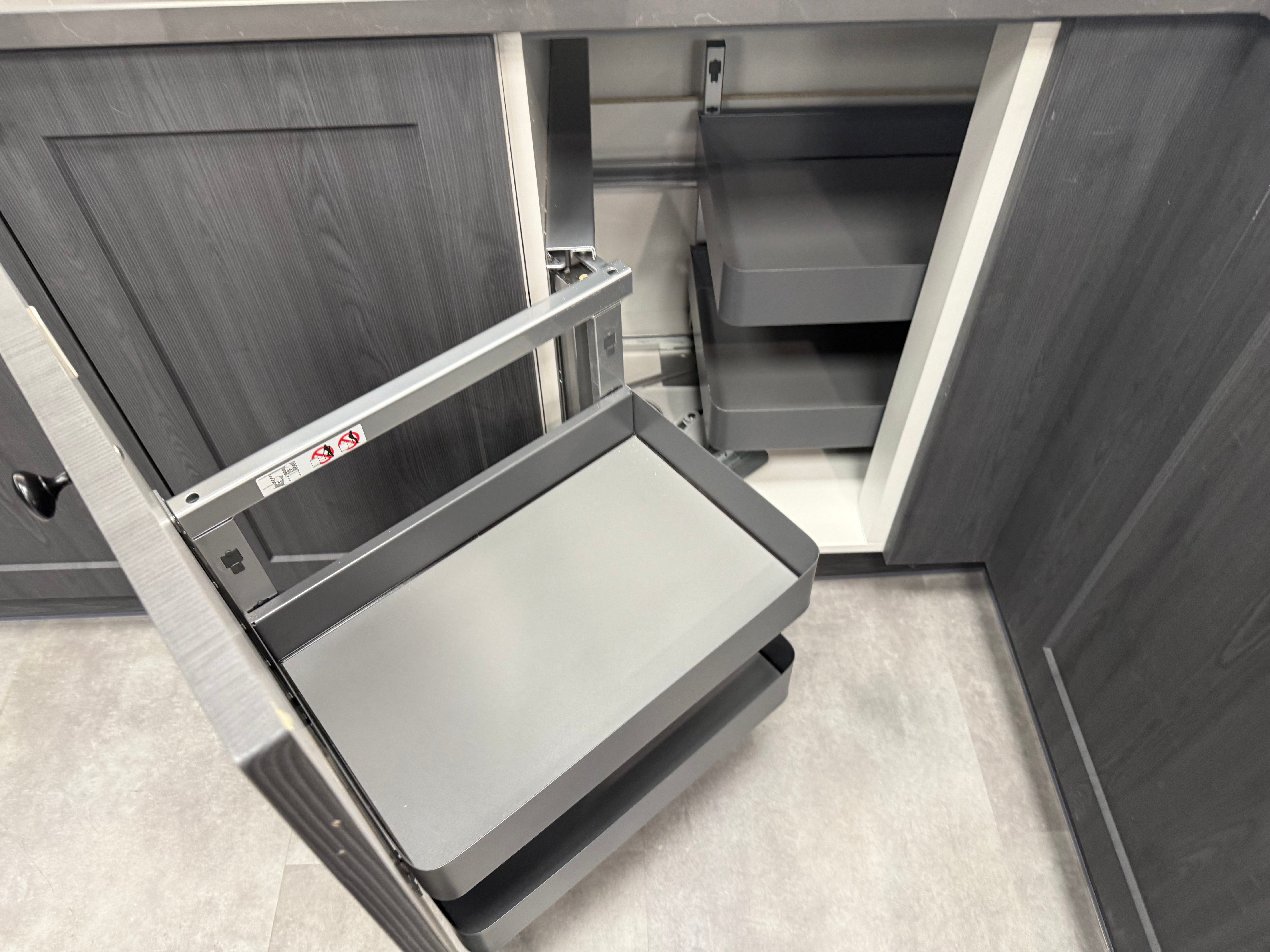 Wren Shaker Chelsea Pencil & Pebble Gray Grain Kitchen
