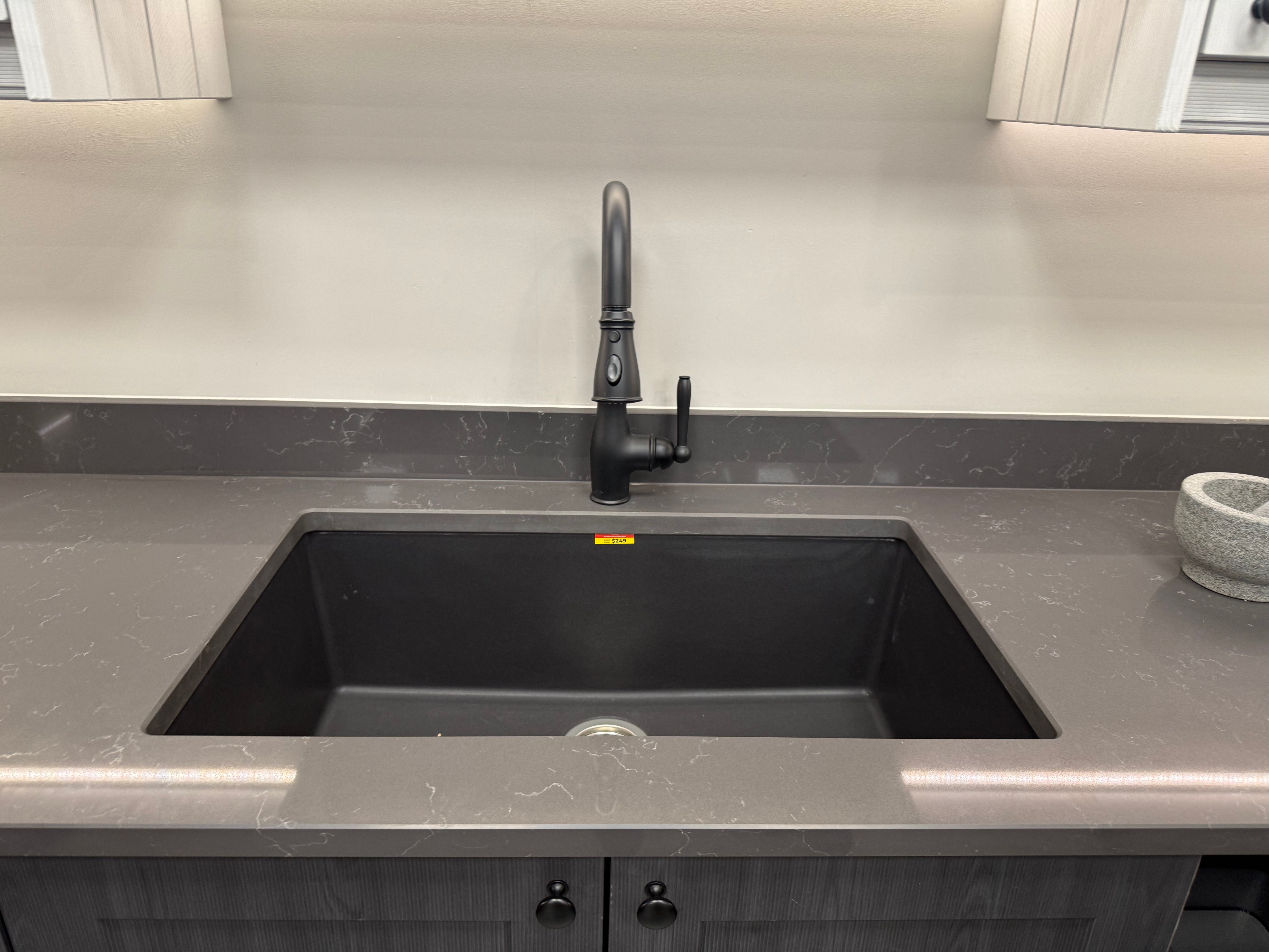 Wren Shaker Chelsea Pencil & Pebble Gray Grain Kitchen