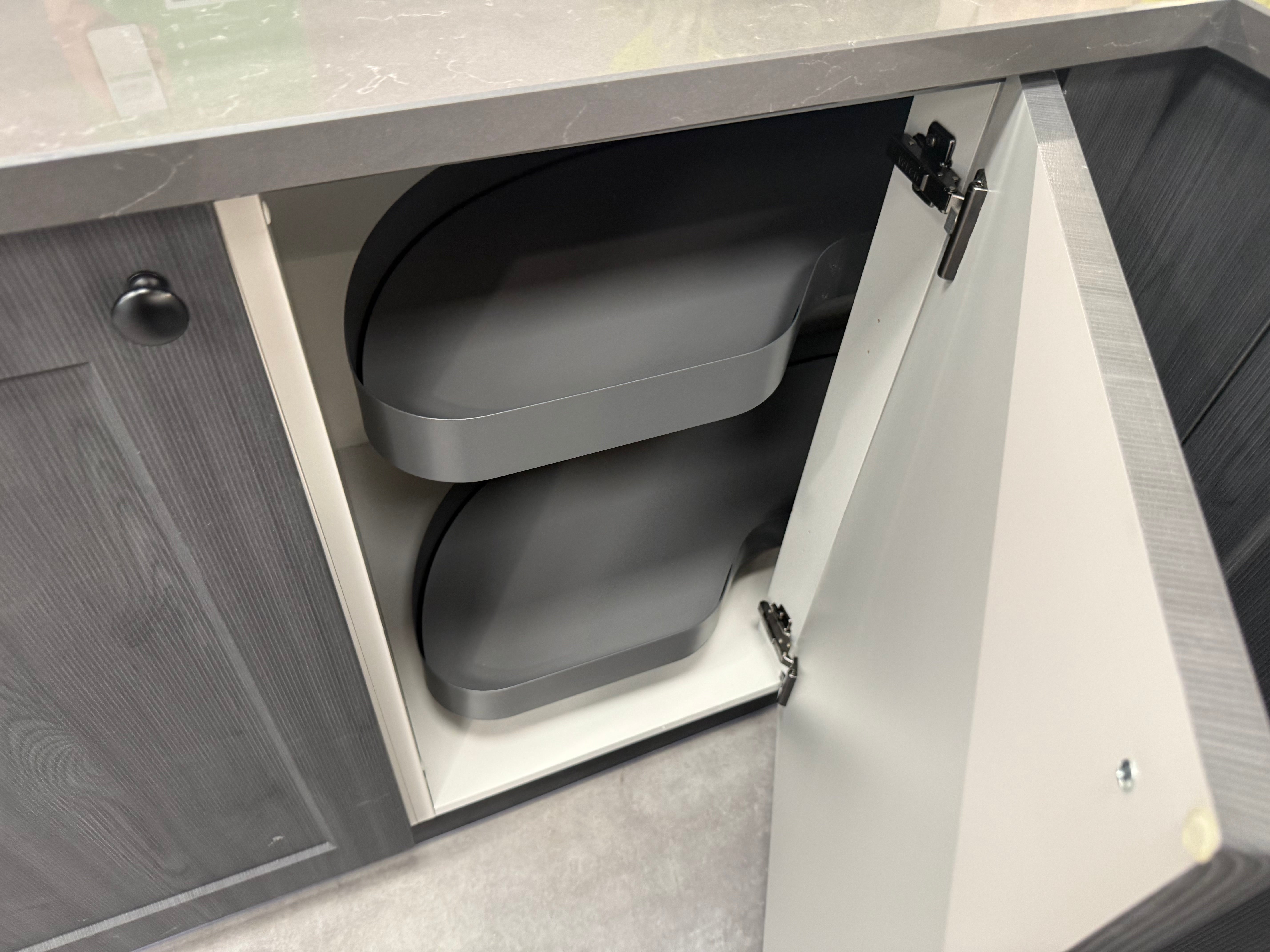 Wren Shaker Chelsea Pencil & Pebble Gray Grain Kitchen