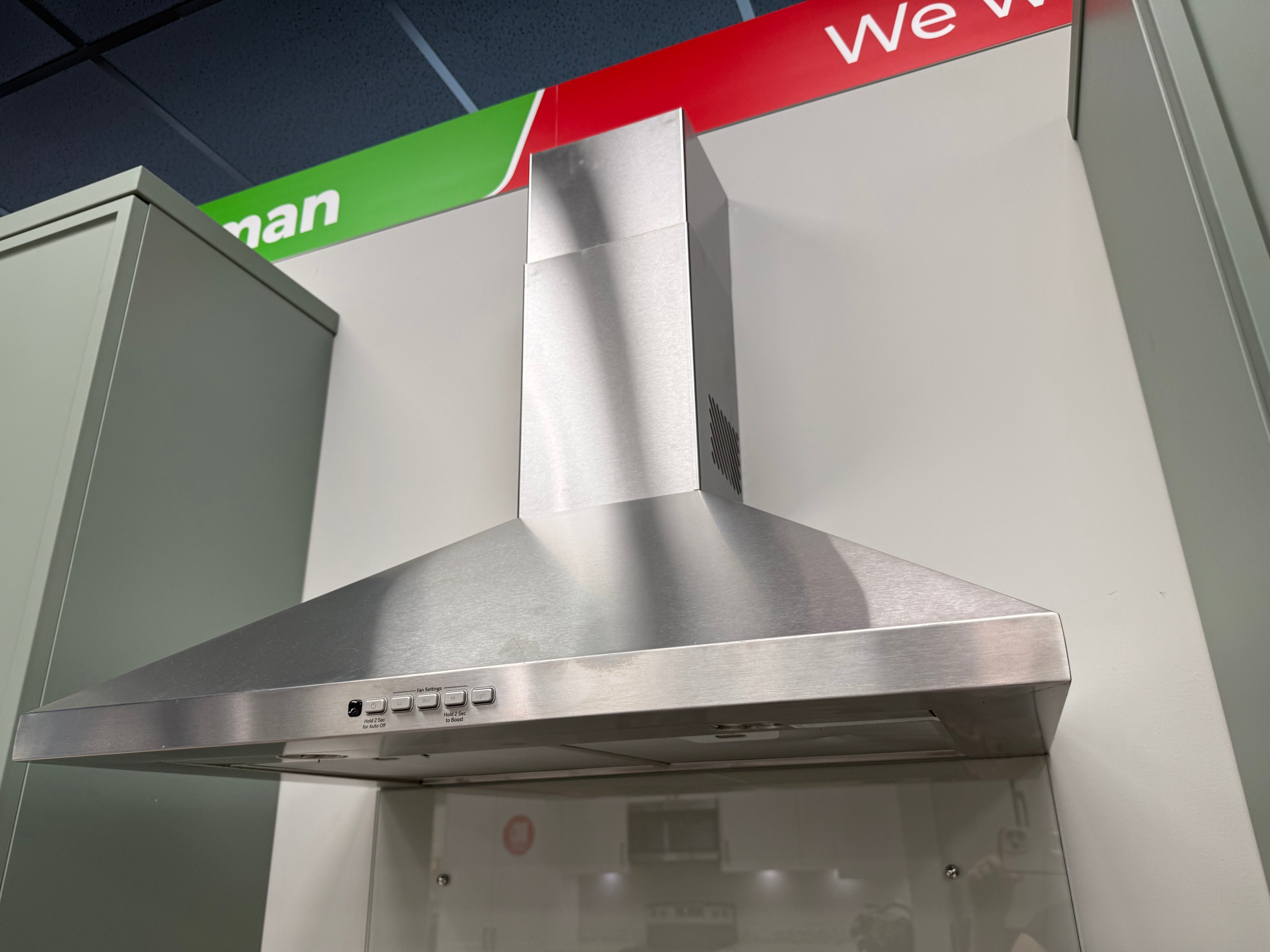 Wren Infinity Shaker Super Slim Juratek Matte Moss Green Kitchen Wall