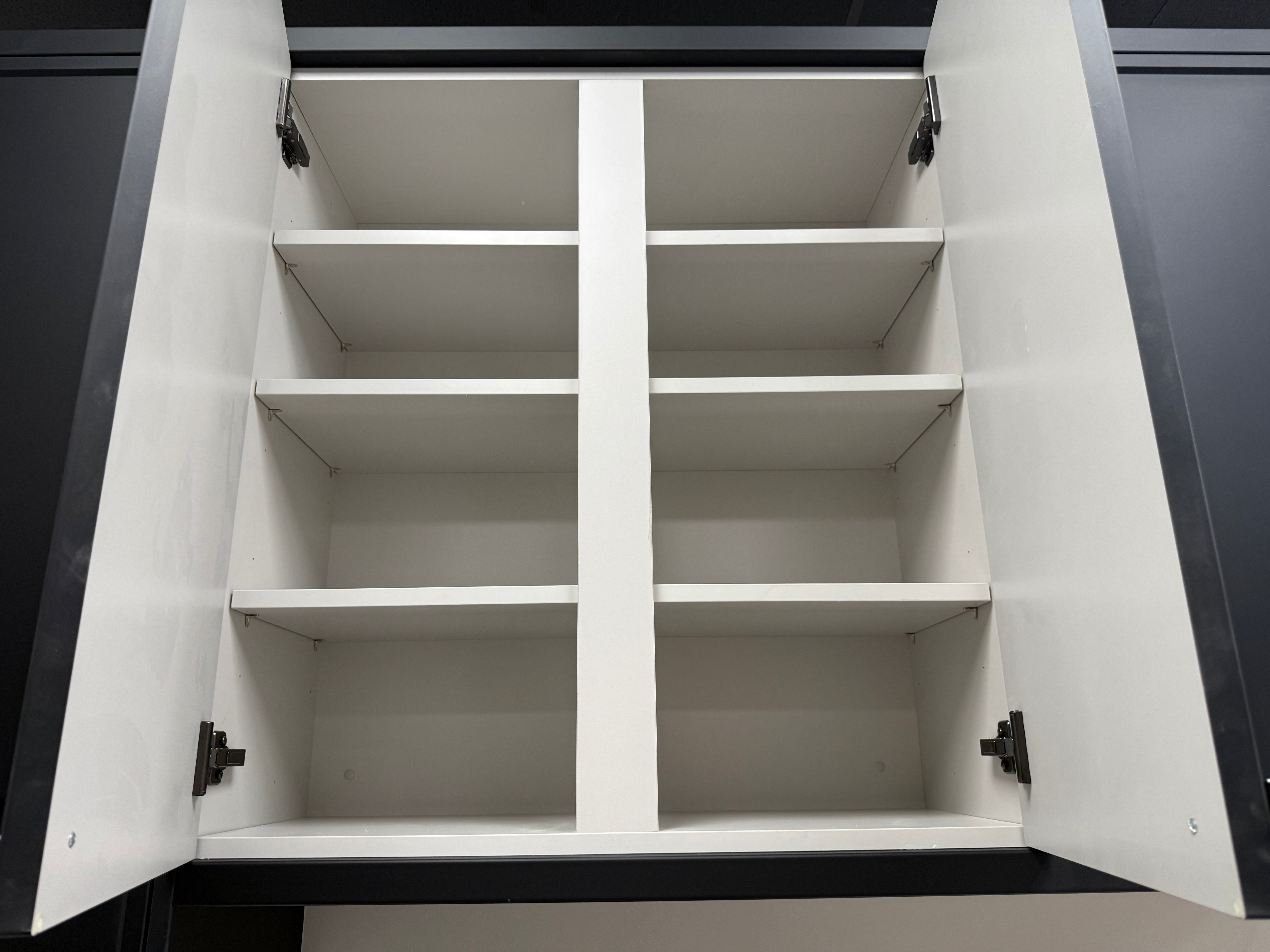 Wren Shaker Super Slim Juratek Sierra Walnut Grain and Nero Matte Kitchen