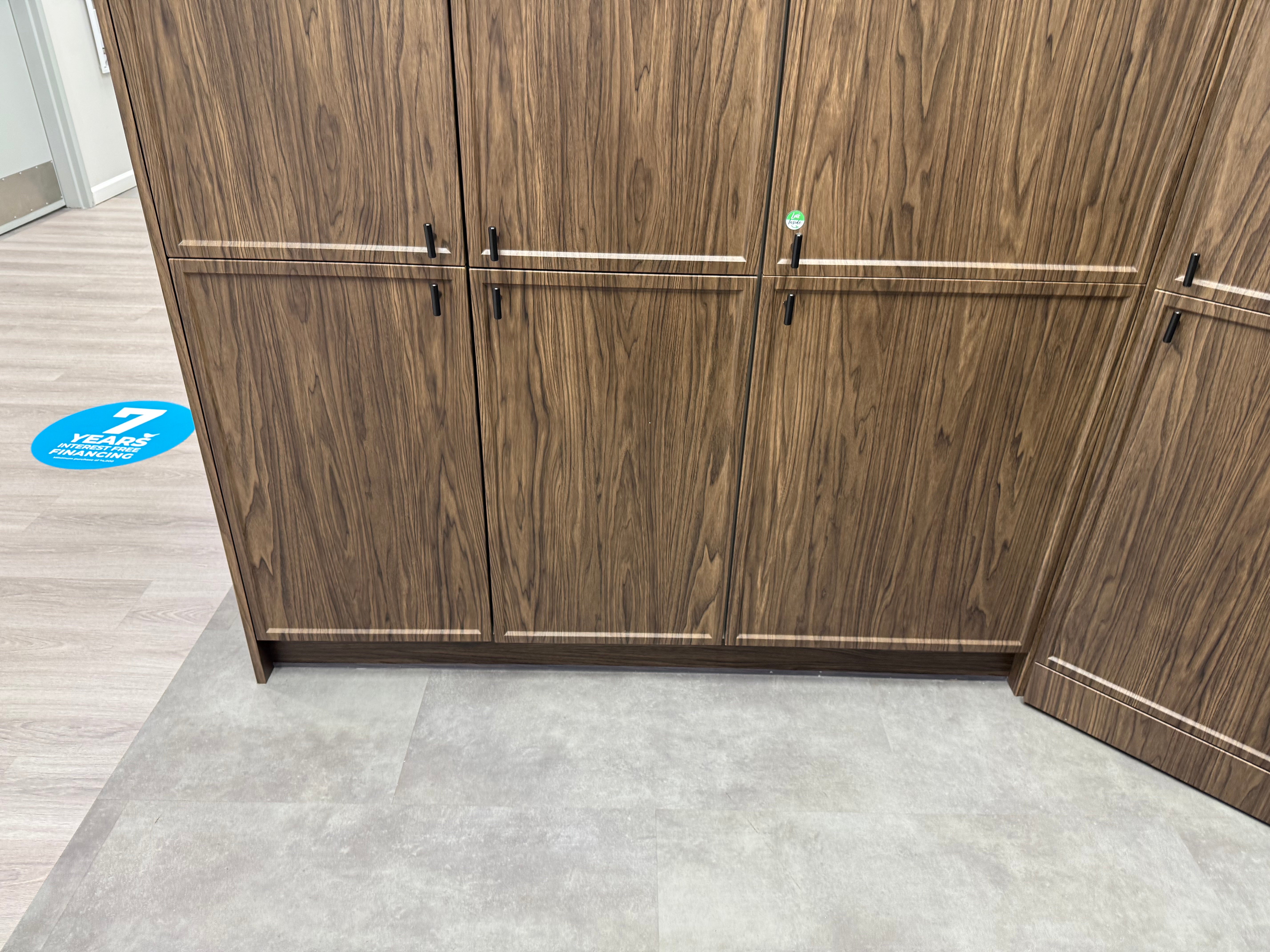 Wren Shaker Super Slim Juratek Sierra Walnut Grain and Nero Matte Kitchen