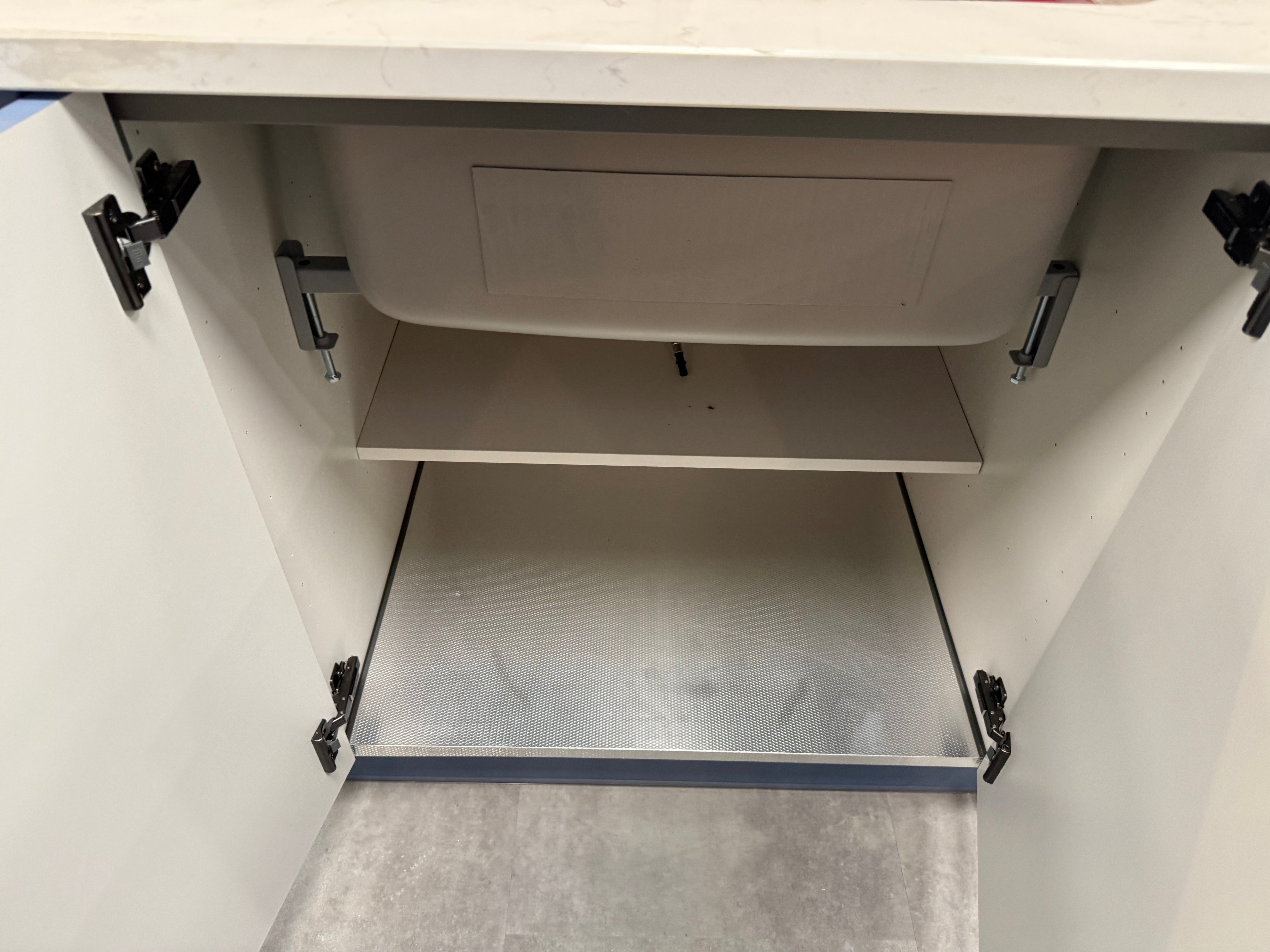 Wren Contour Juratek Matte Smoke Blue Kitchen