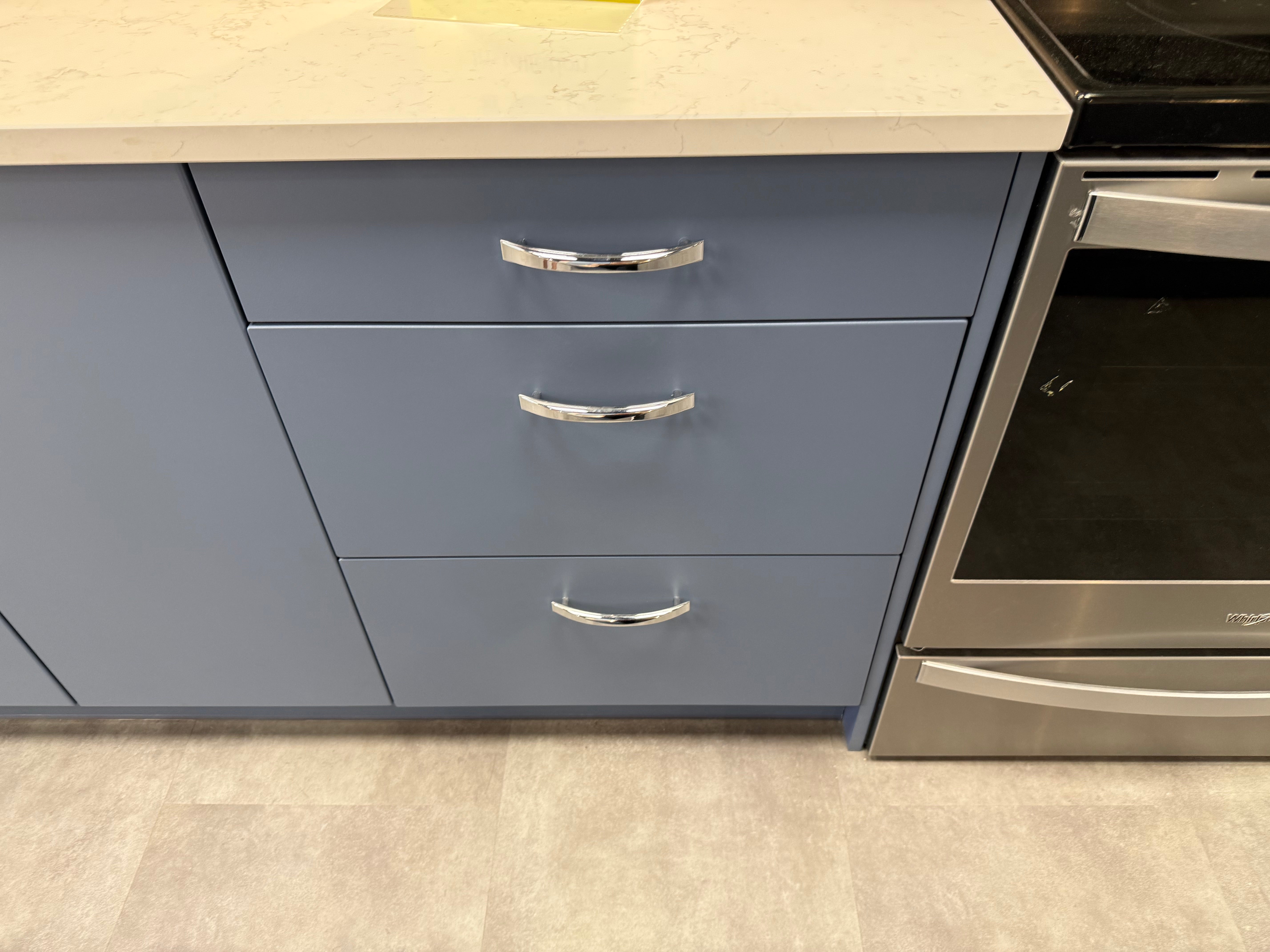 Wren Contour Juratek Matte Smoke Blue Kitchen