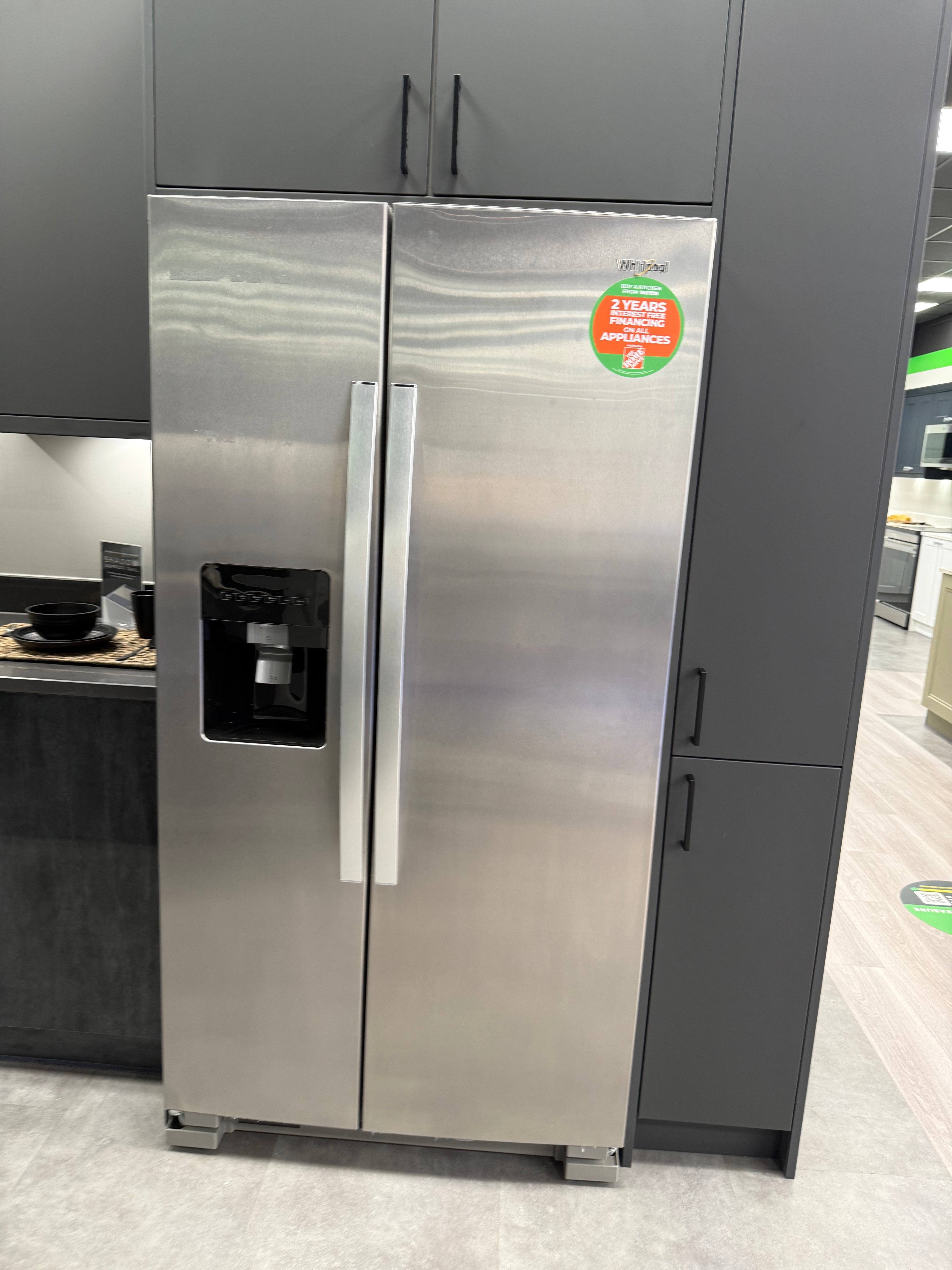 Wren Elements Contour Juratek Metallic Slate Gloss and Pencil Gray Matte Kitchen