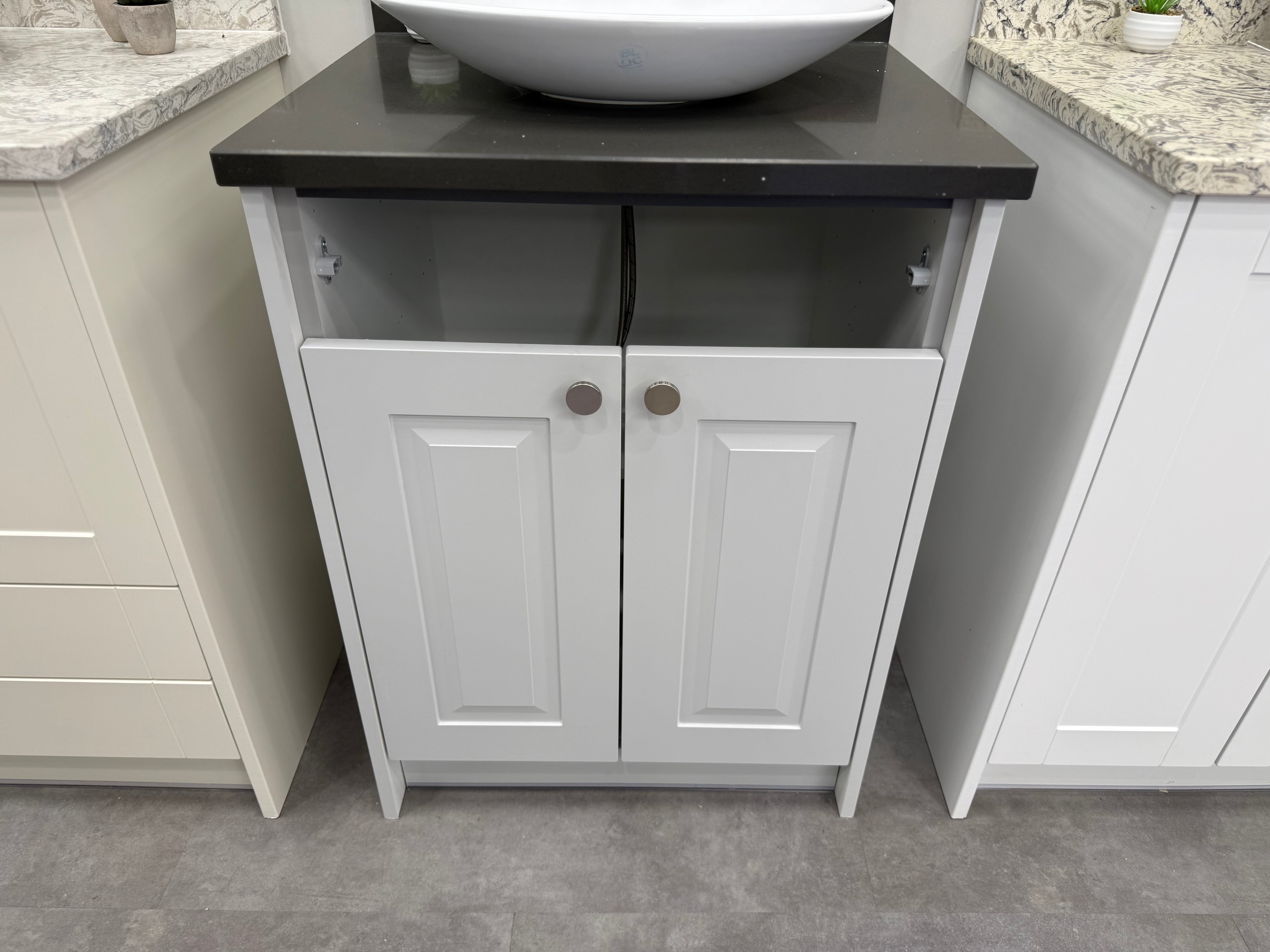 Wren Matte White Shaker Freestanding Single Vanity