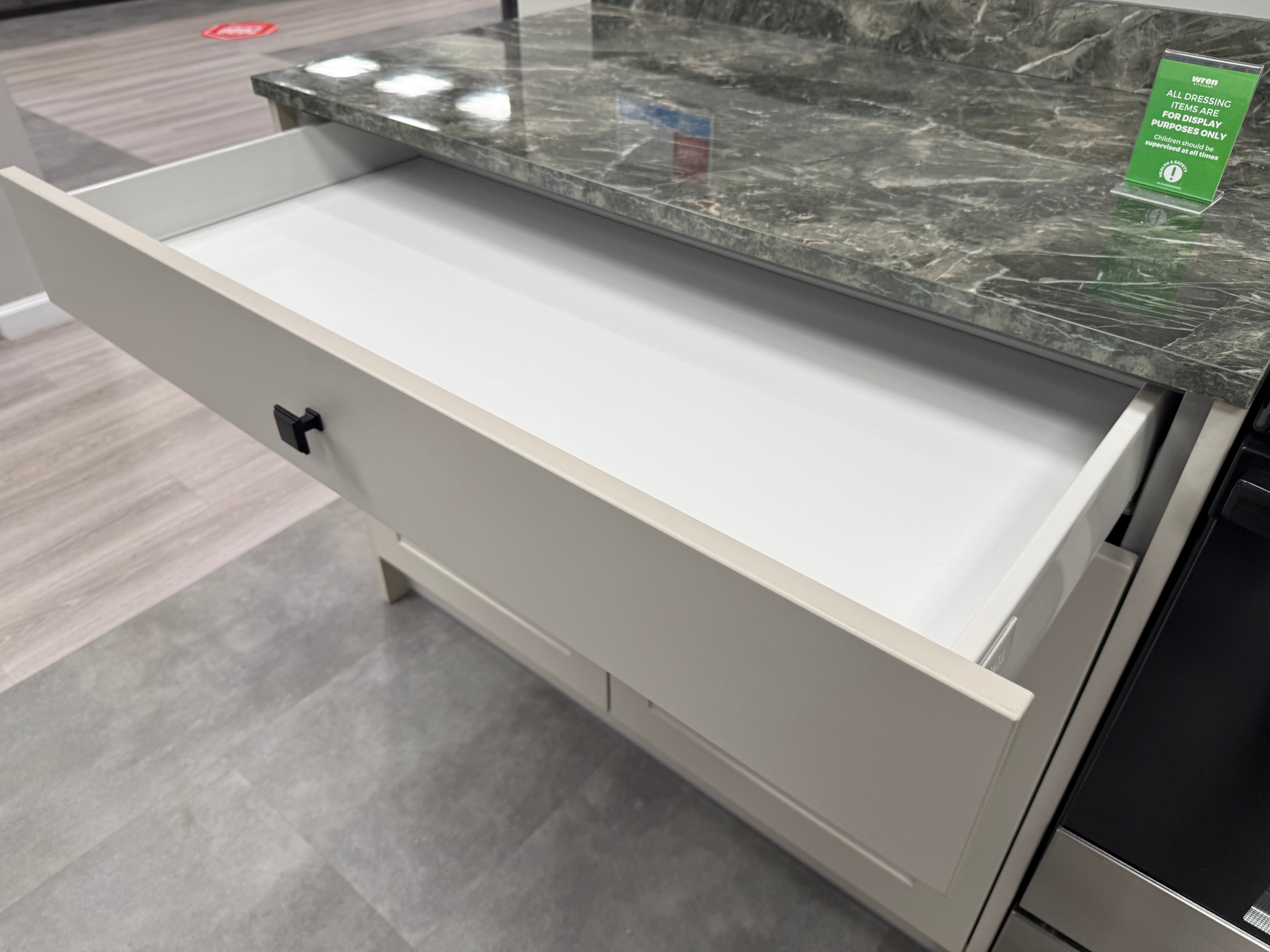 Wren Architect Cashmere Matte Kitchen