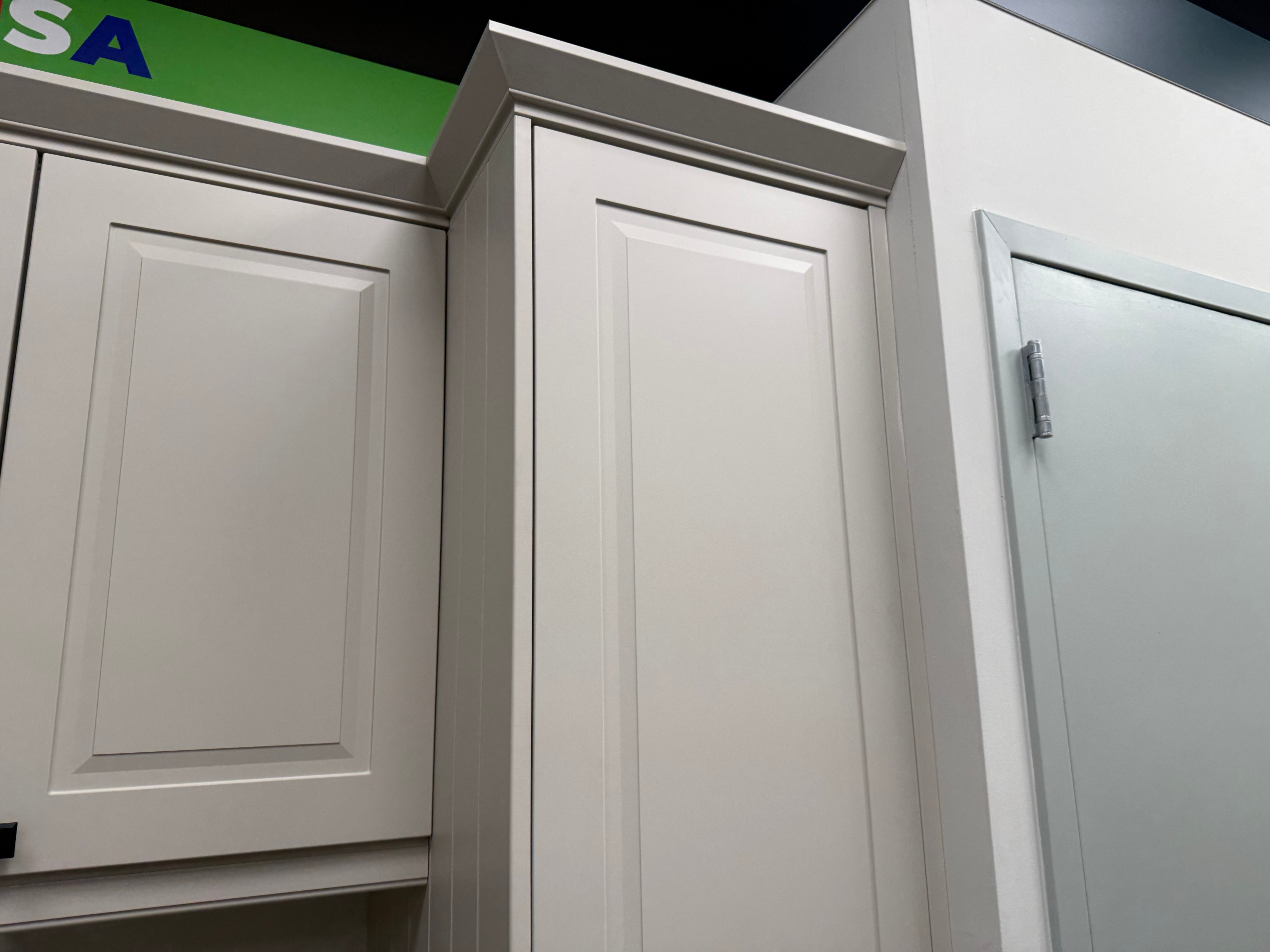 Wren Architect Cashmere Matte Kitchen