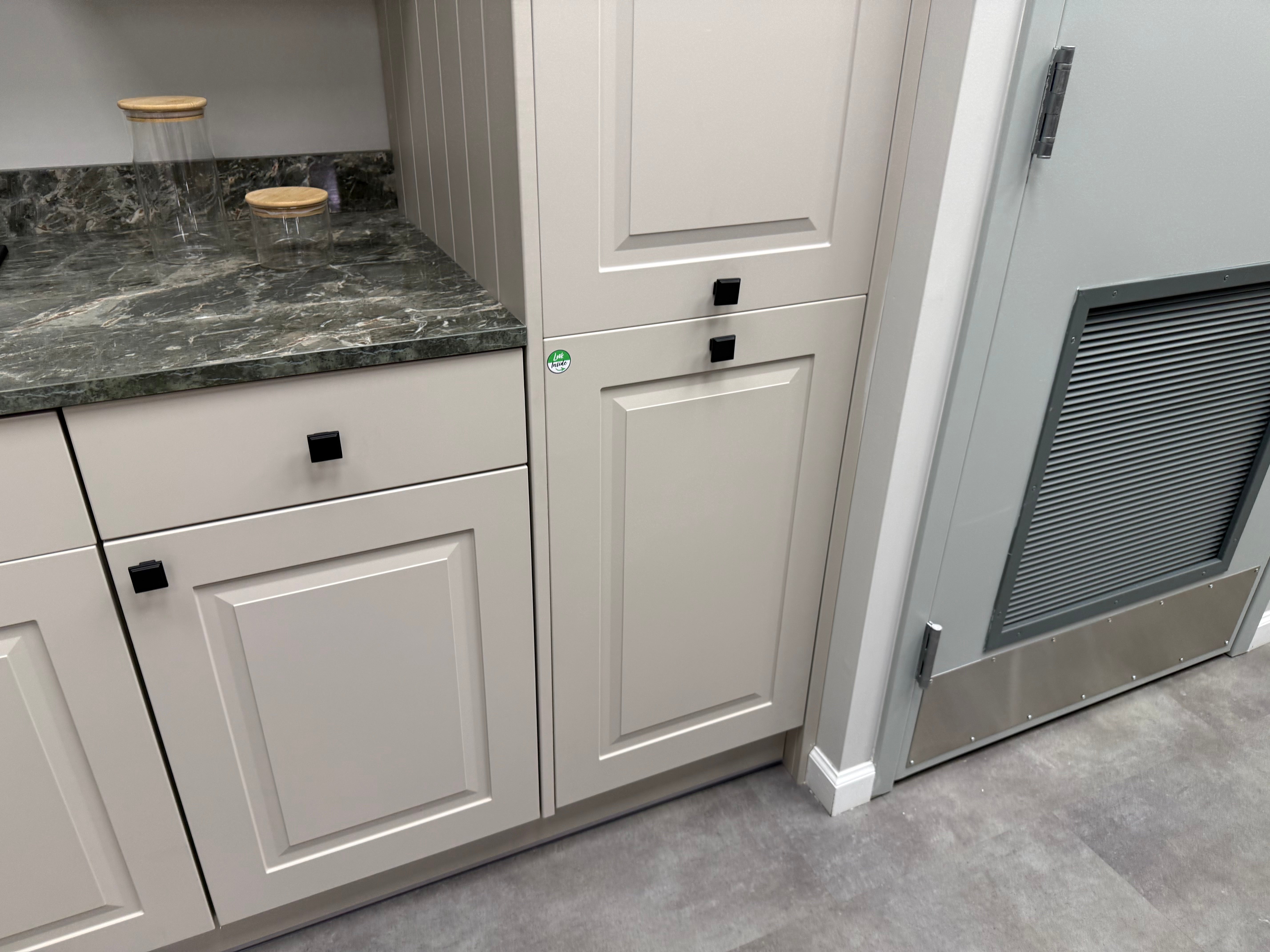Wren Architect Cashmere Matte Kitchen