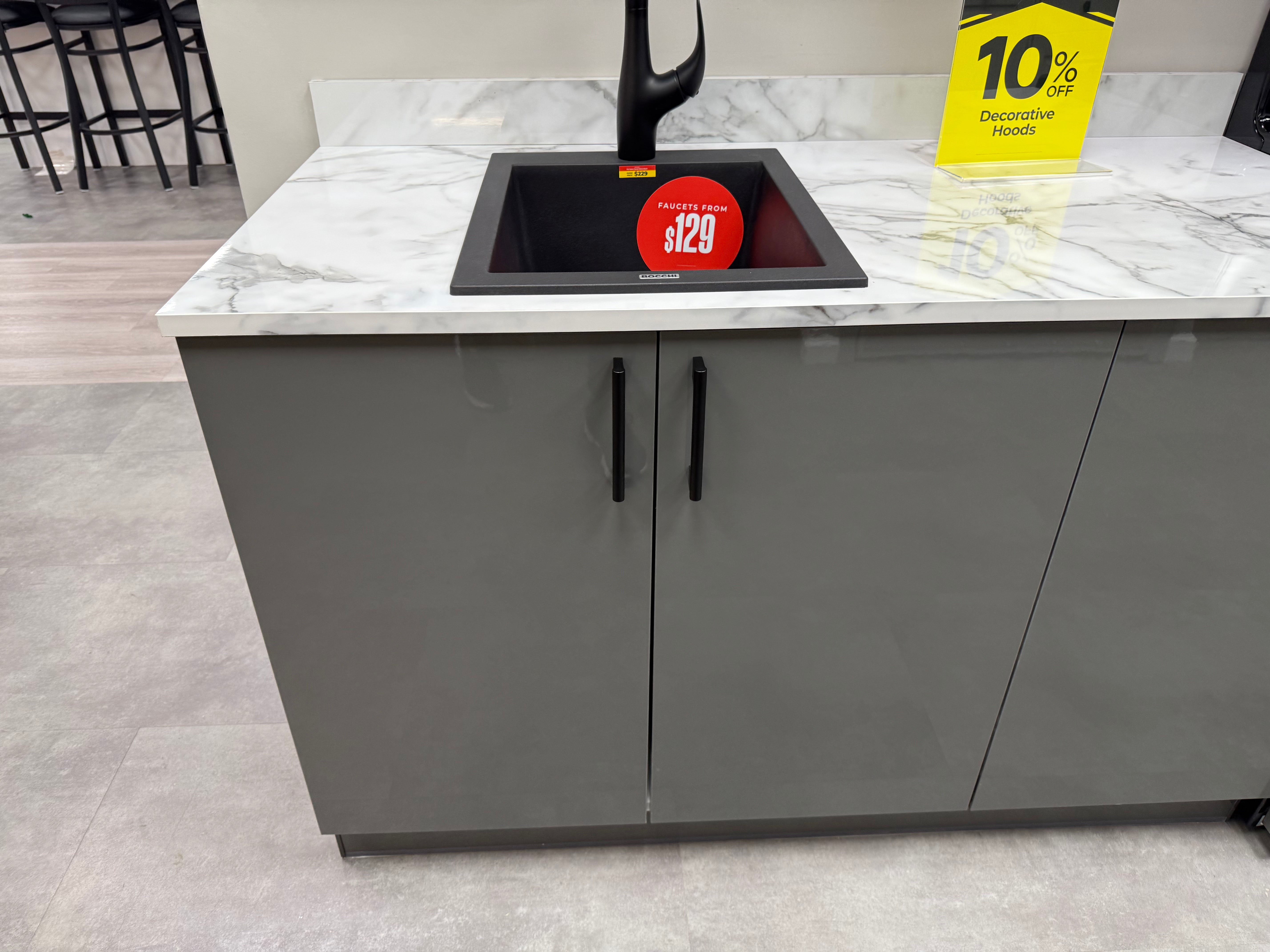 Wren Autograph Lava Gray Gloss Kitchen Wall