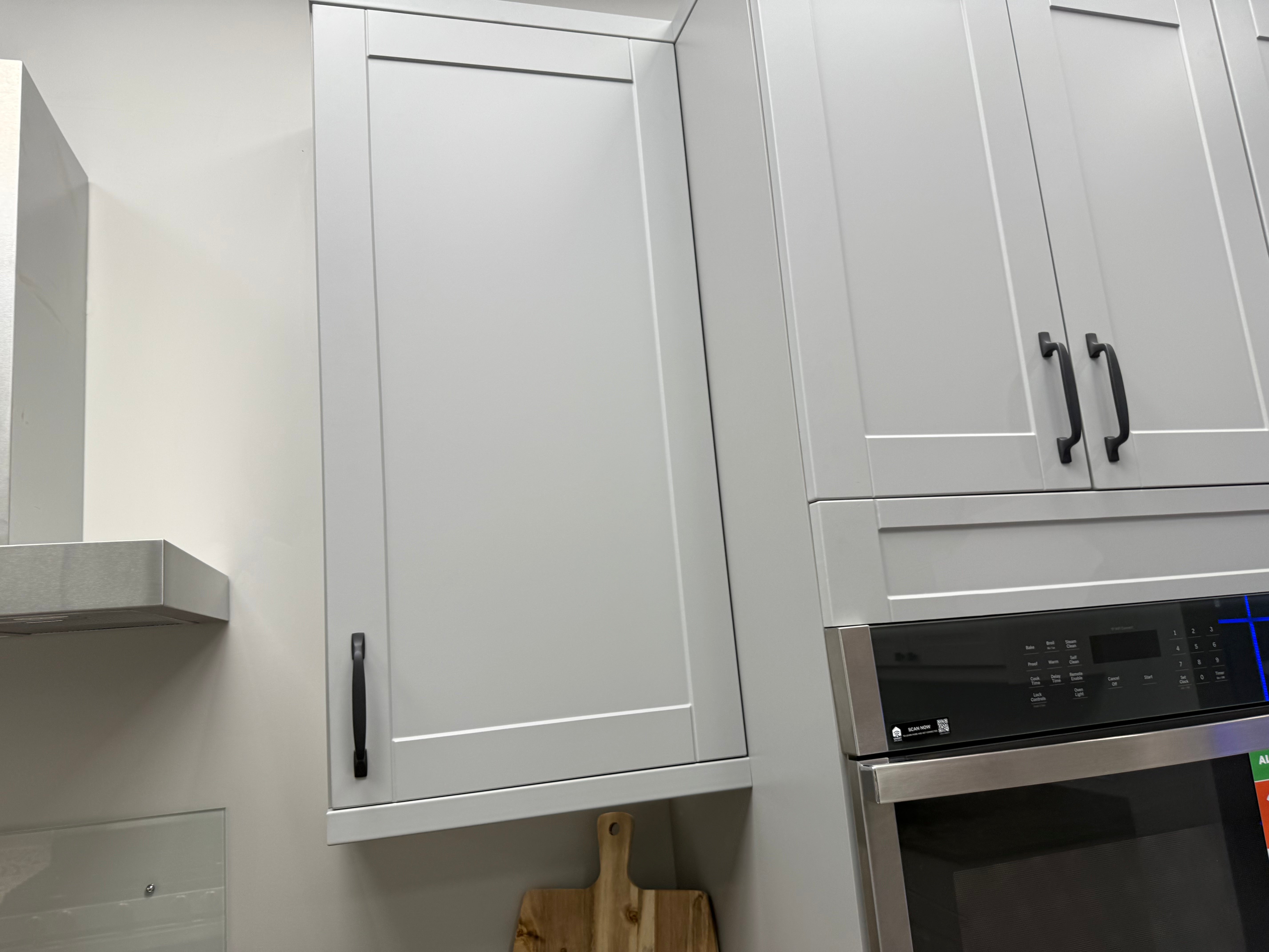 Wren Shaker Classic Juratek Ash Gray Matte Kitchen