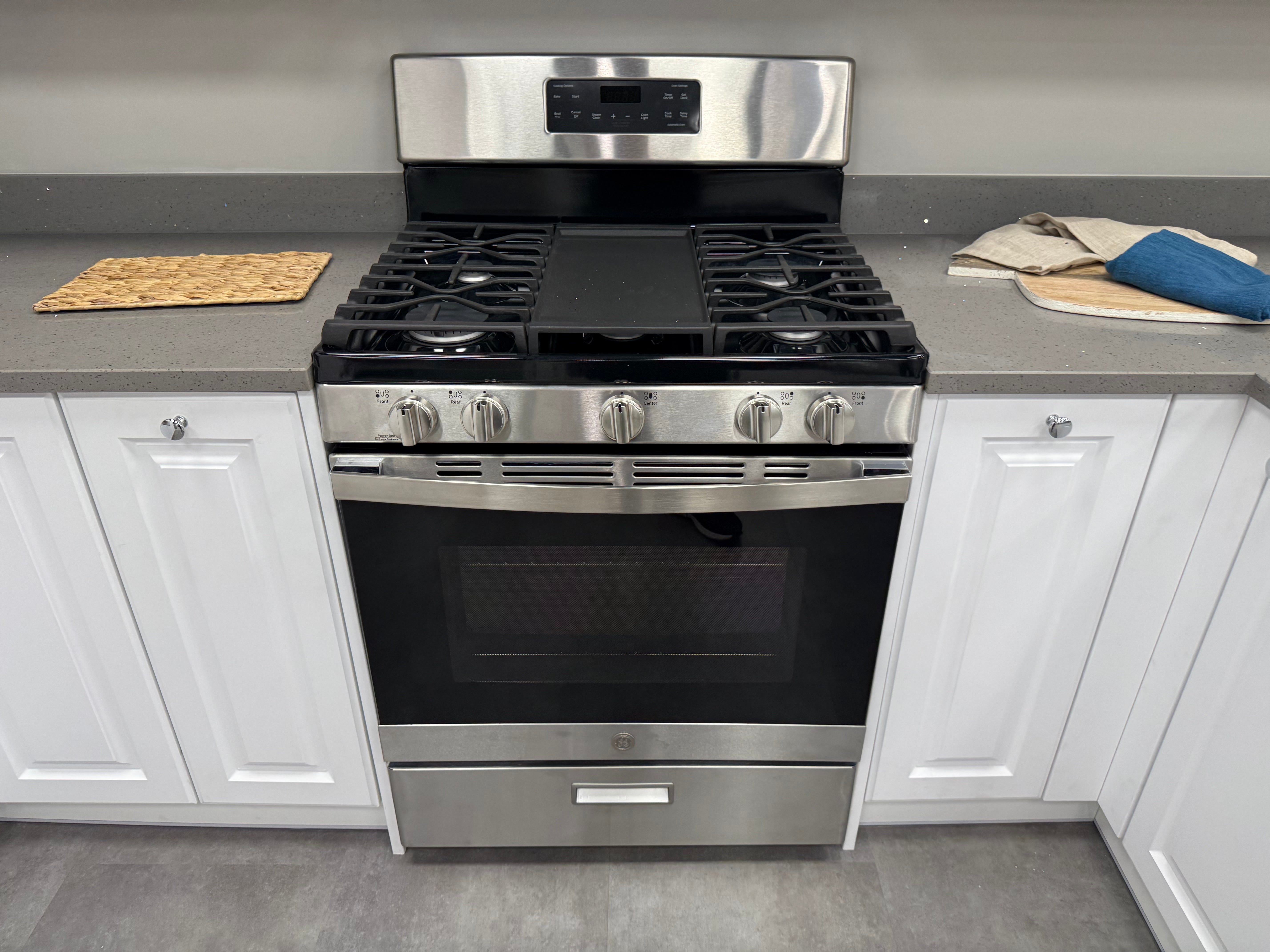 Wren Georgian Juratek Pillow Matte Kitchen