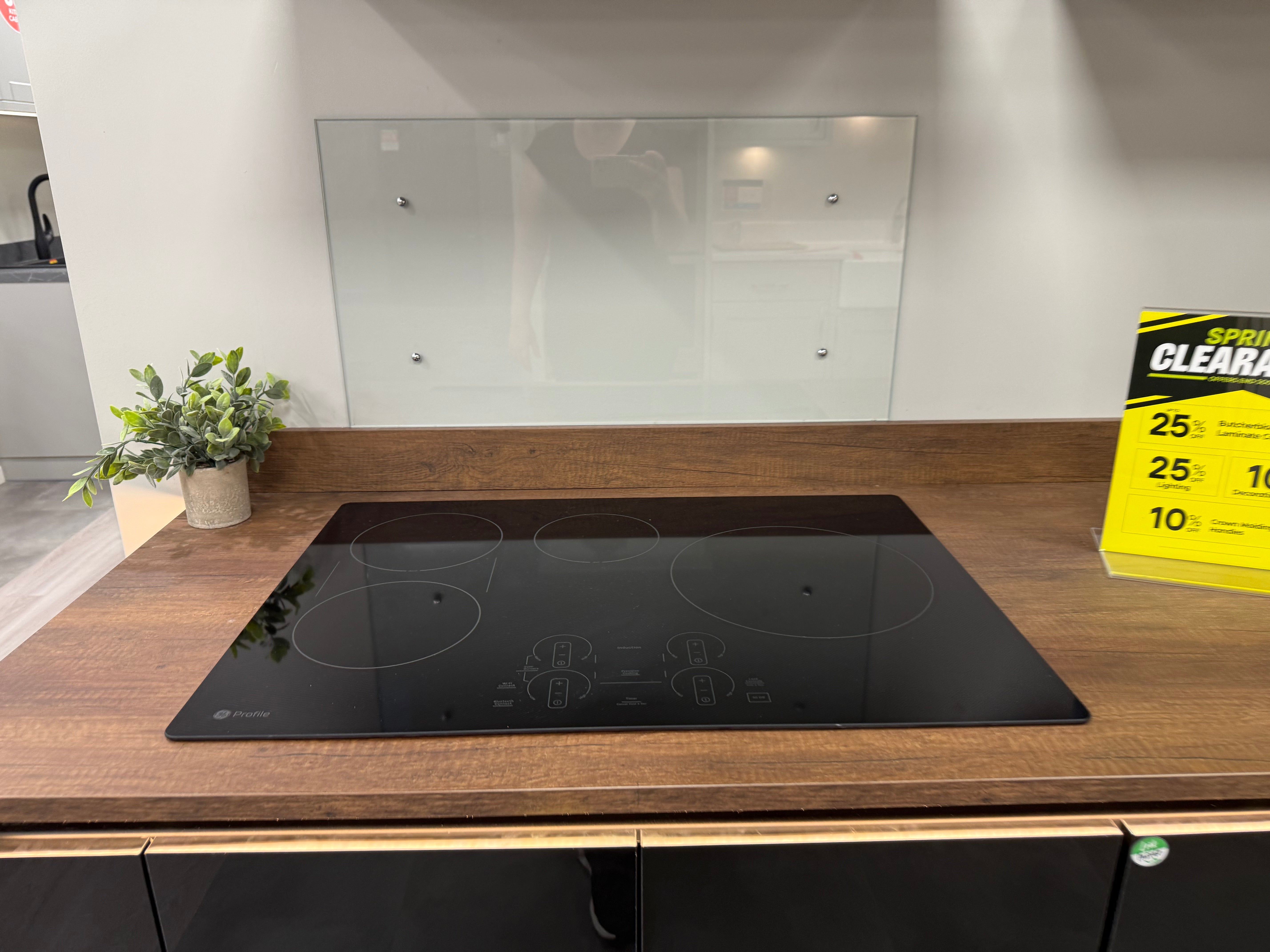 Wren Milano Ultra Nero Gloss Kitchen Wall