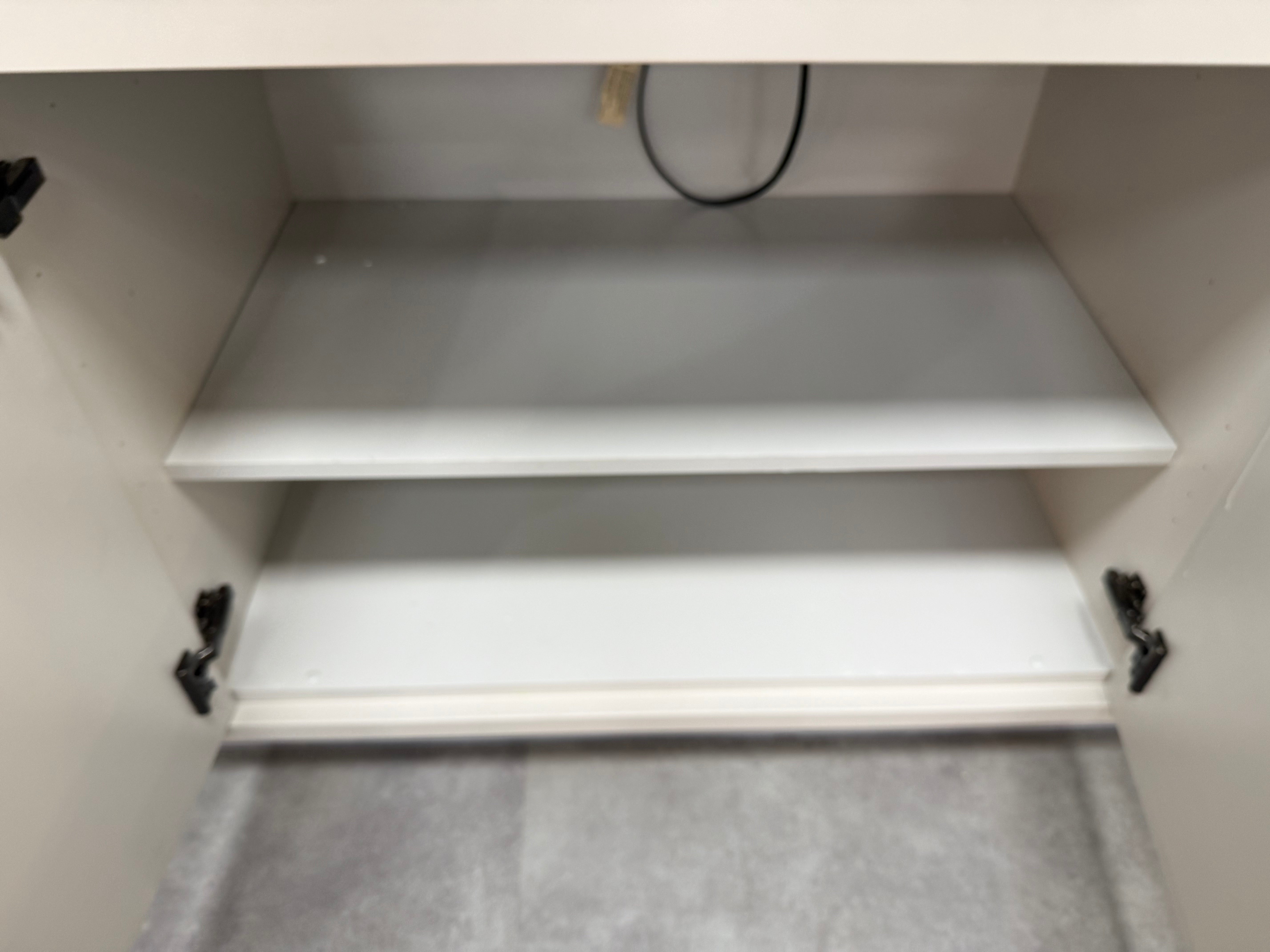Wren Shaker Chelsea Juratek Mushroom Matte Kitchen