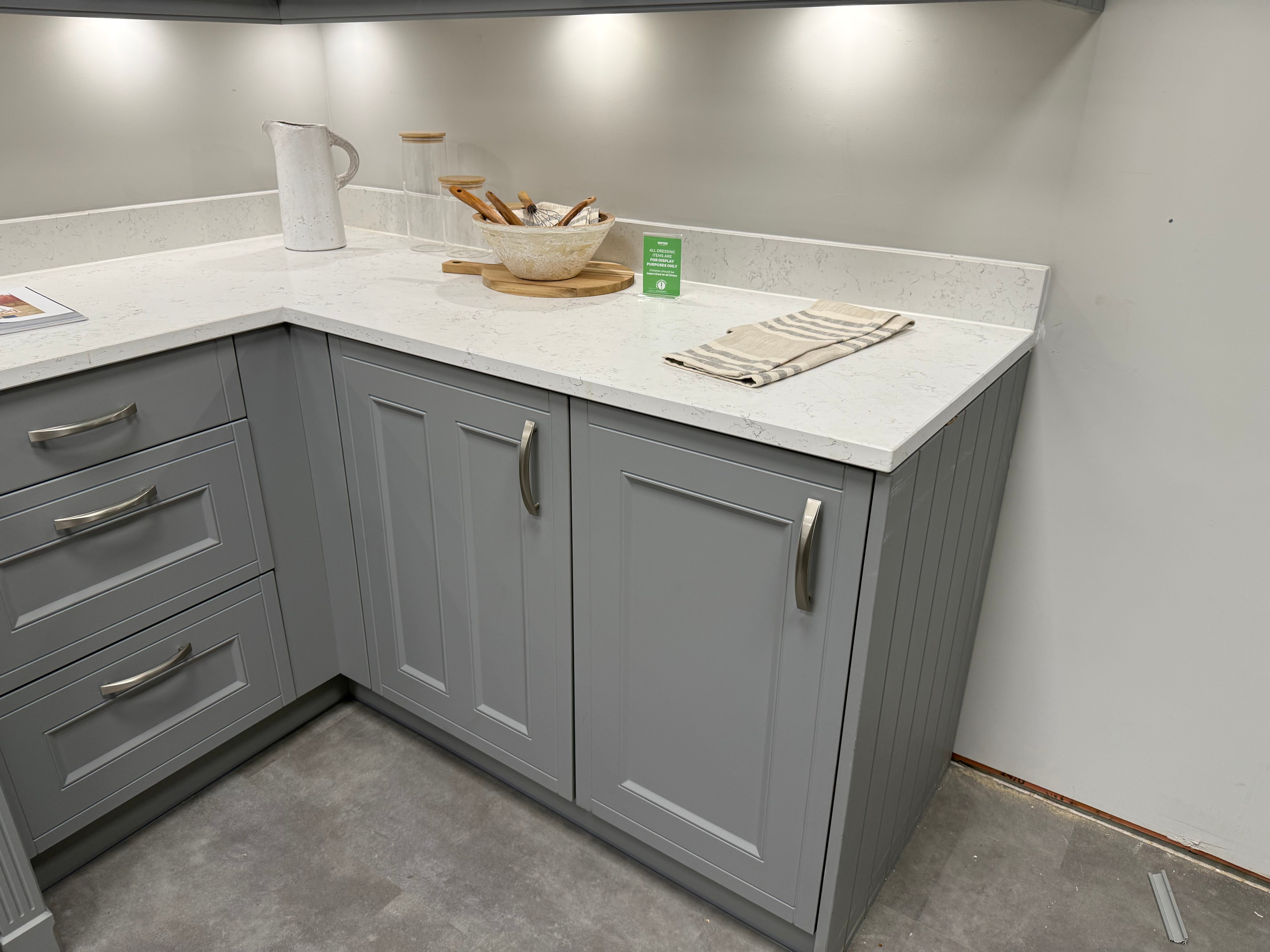 Wren Country Juratek Dove Gray Matte Kitchen