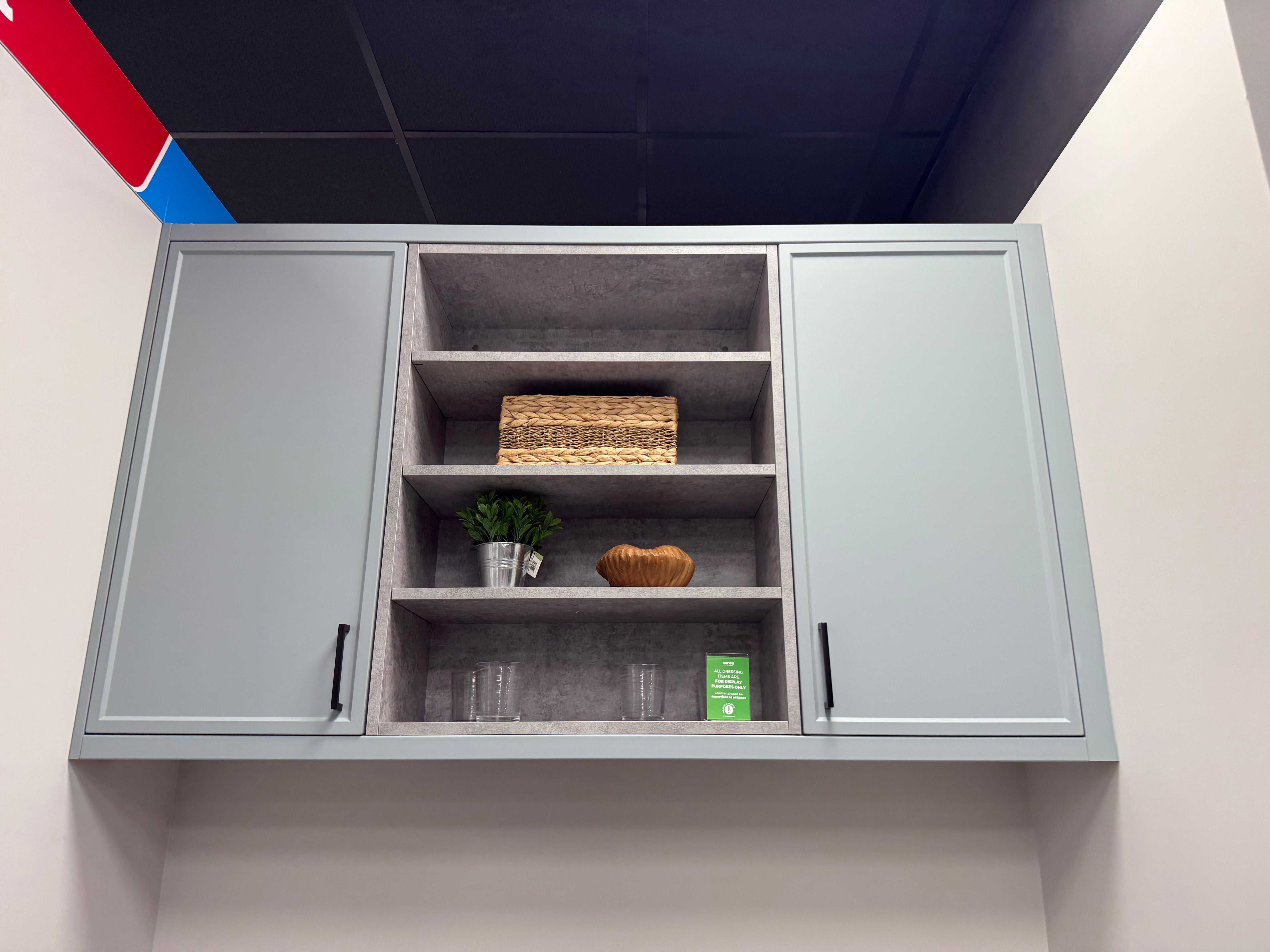 Wren Shaker Super Slim Juratek Cloud Blue Matte & Manhattan Oak Grain Kitchen