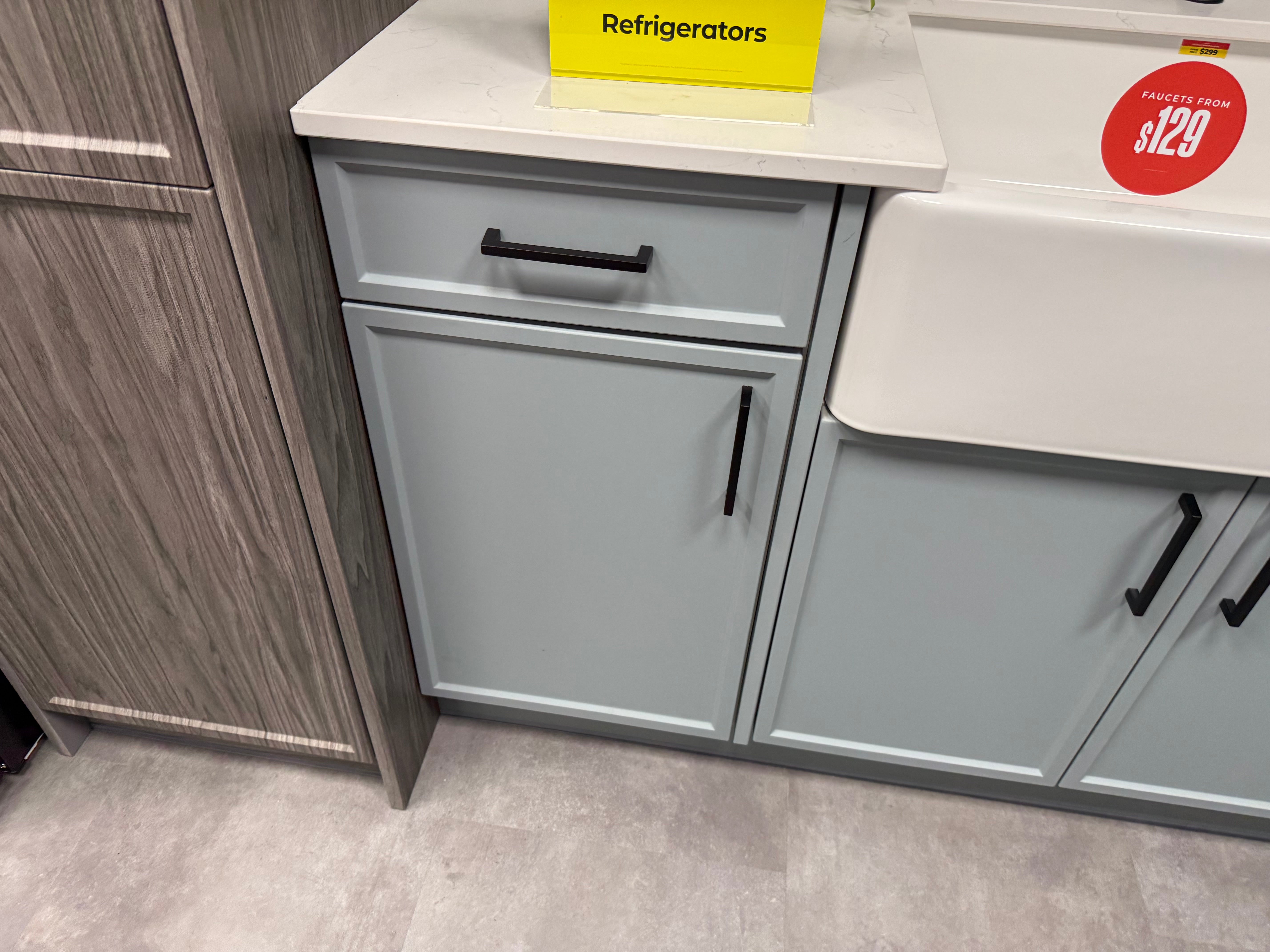 Wren Shaker Super Slim Juratek Cloud Blue Matte & Manhattan Oak Grain Kitchen