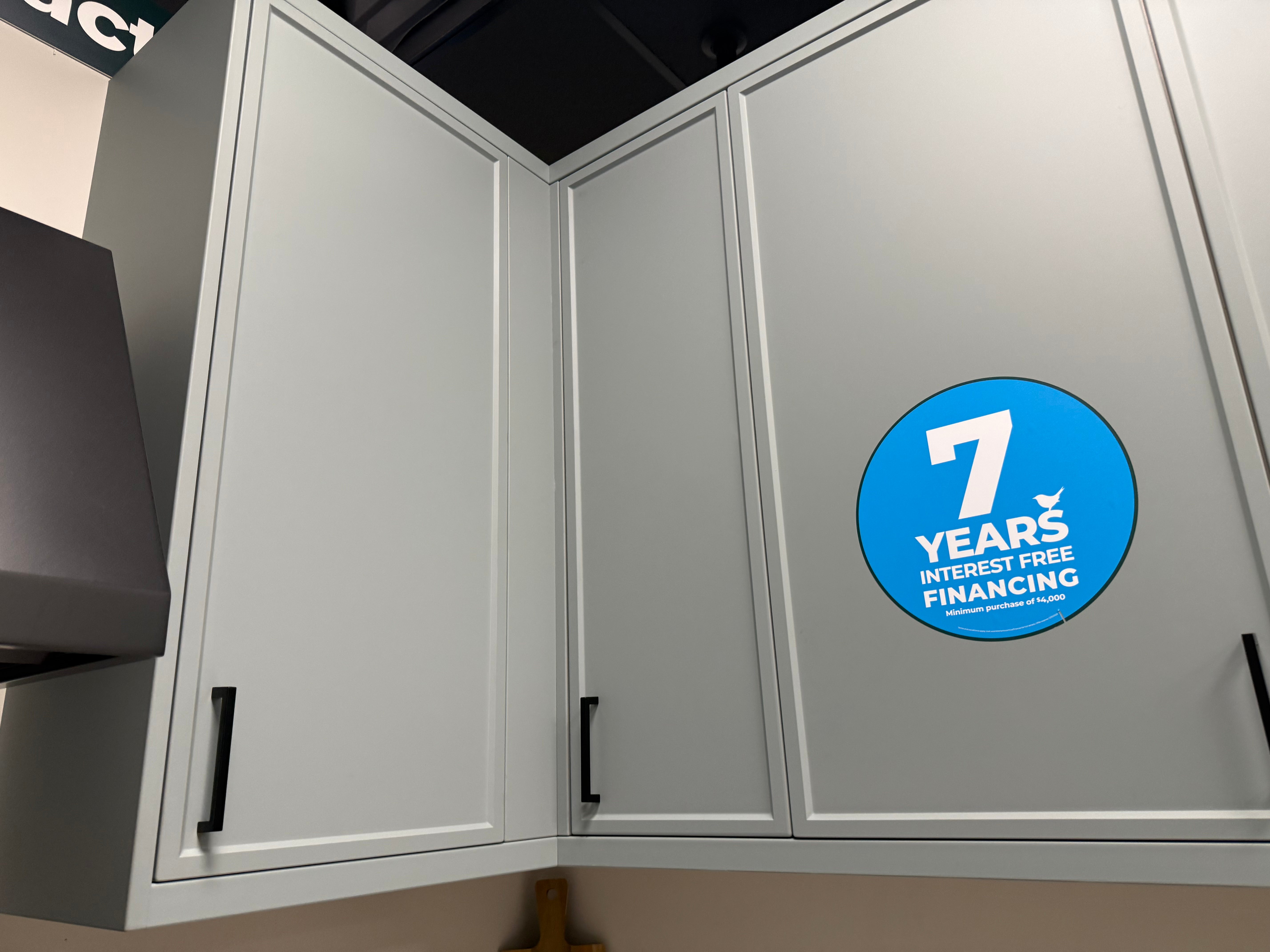 Wren Shaker Super Slim Juratek Cloud Blue Matte & Manhattan Oak Grain Kitchen