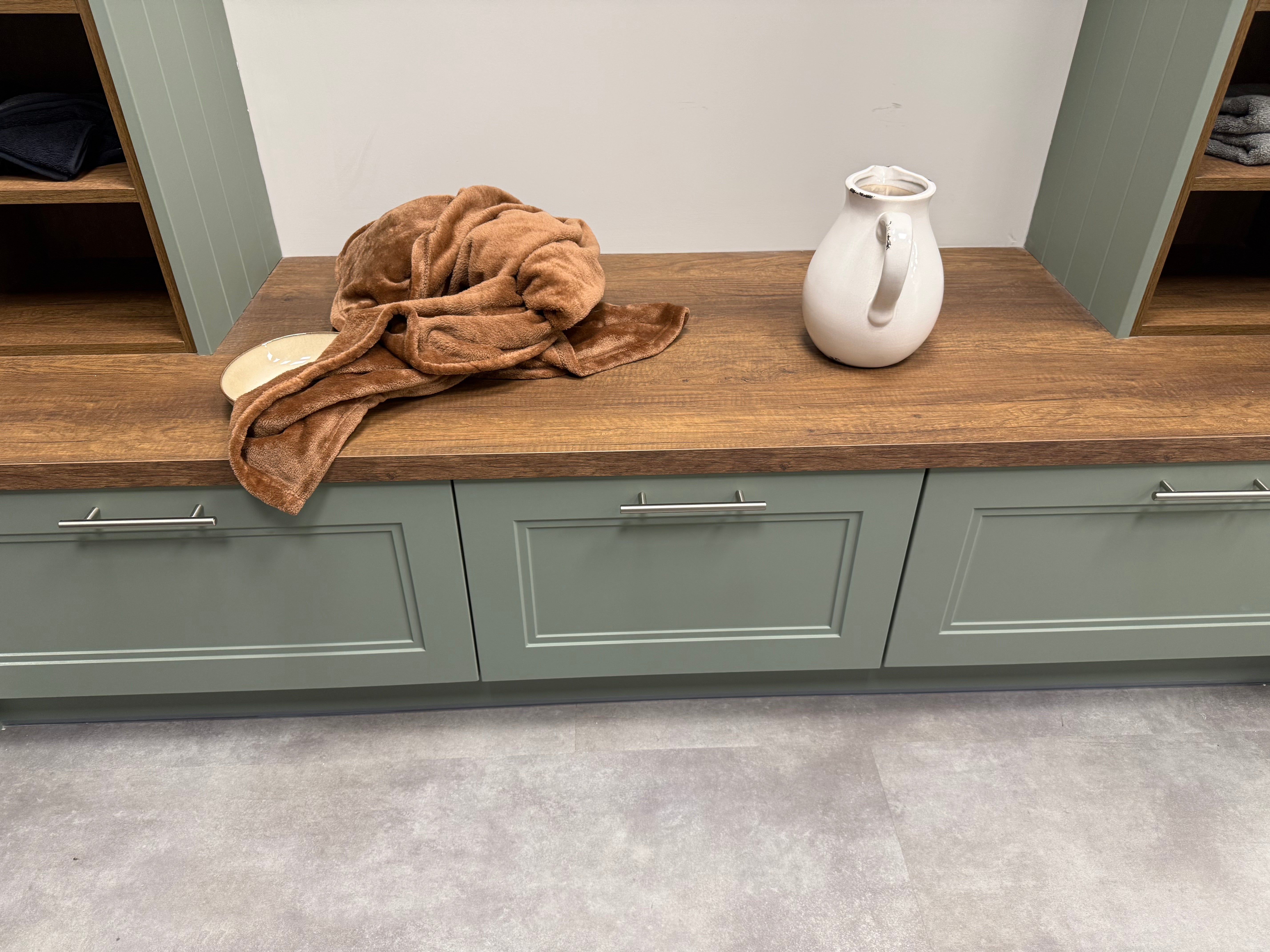 Wren Shaker Moss Green Mudroom