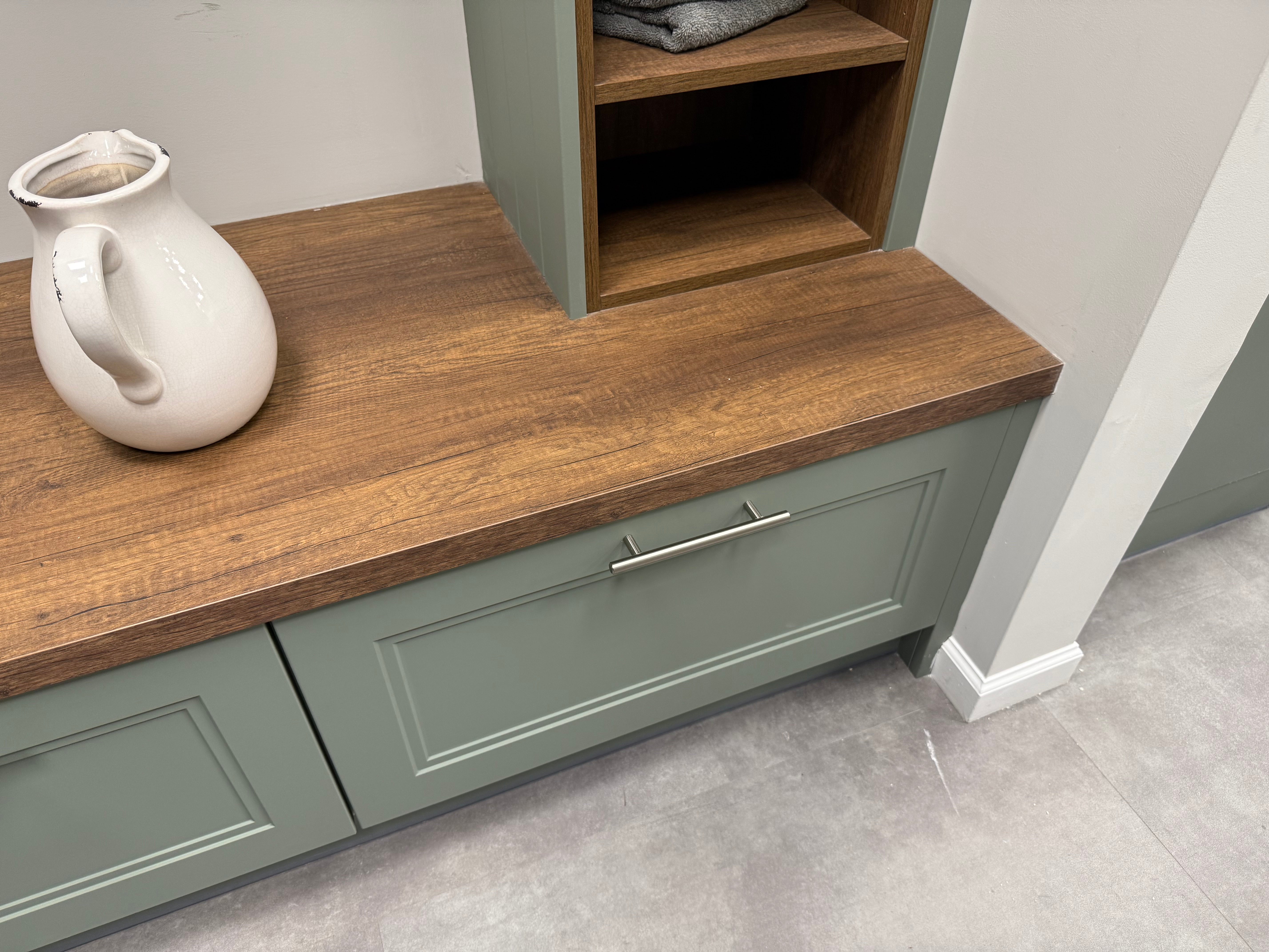 Wren Shaker Moss Green Mudroom