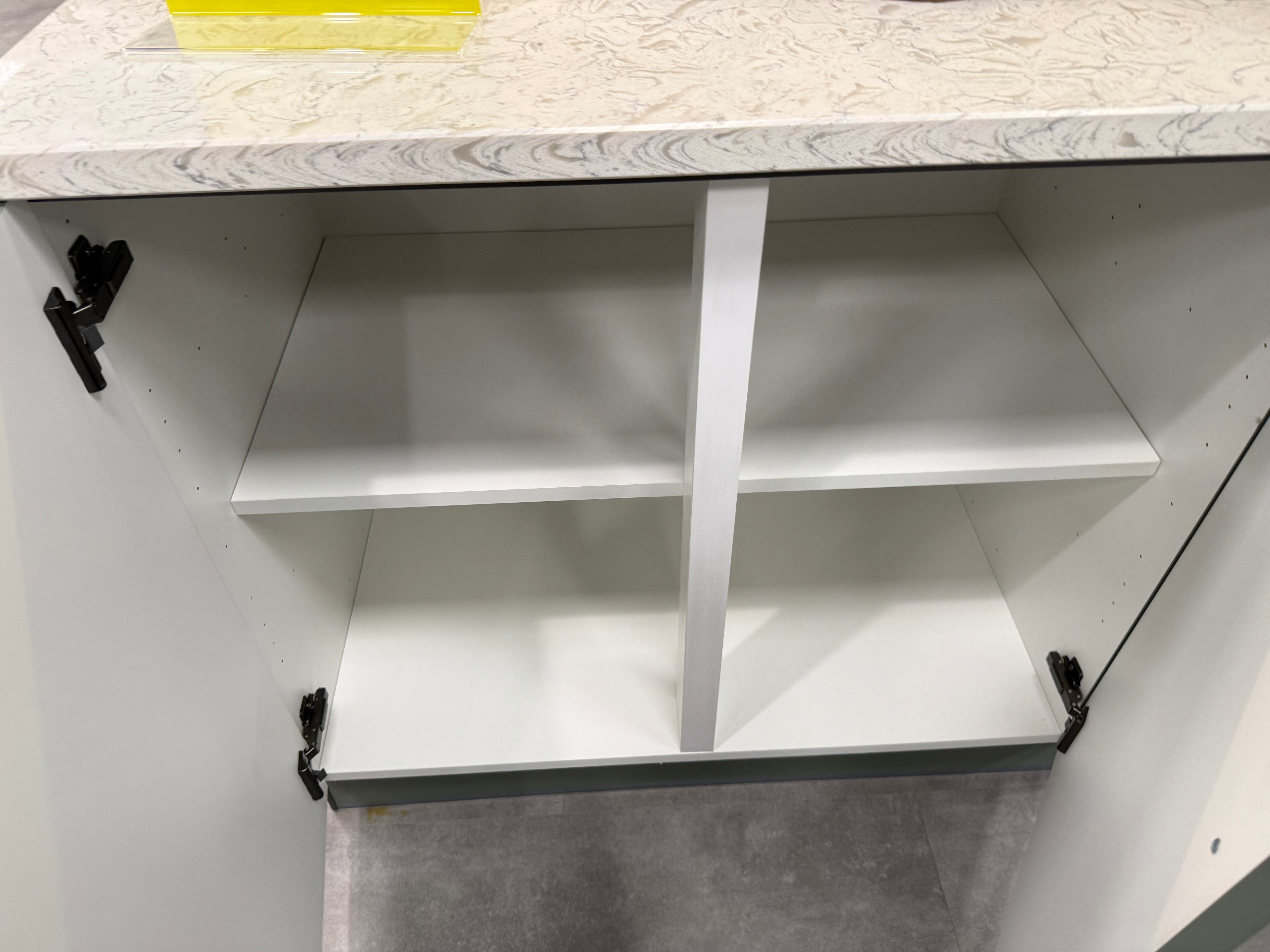 Wren Shaker Denver Juratek Matte Green Moss Kitchen