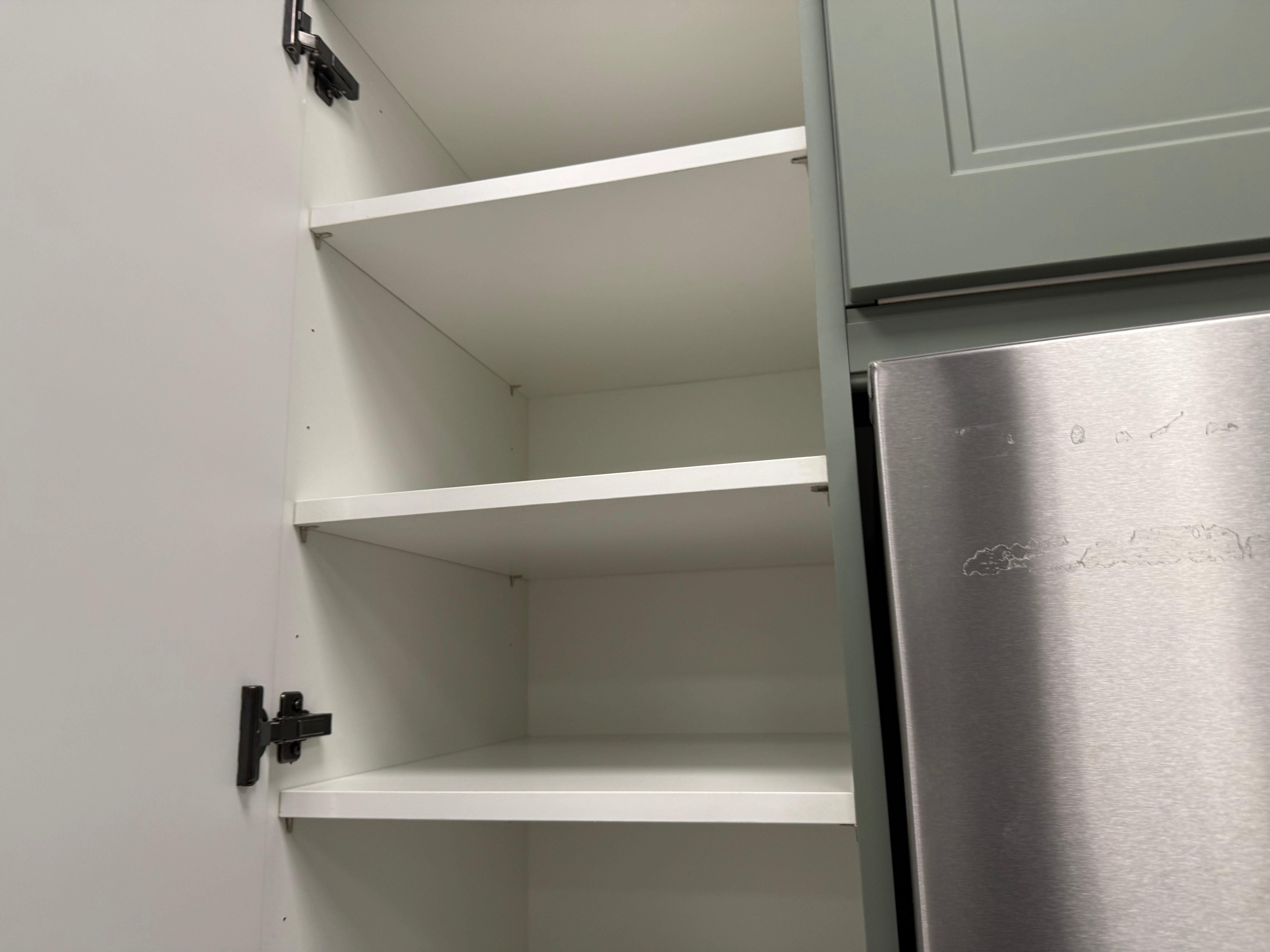 Wren Shaker Denver Juratek Matte Green Moss Kitchen