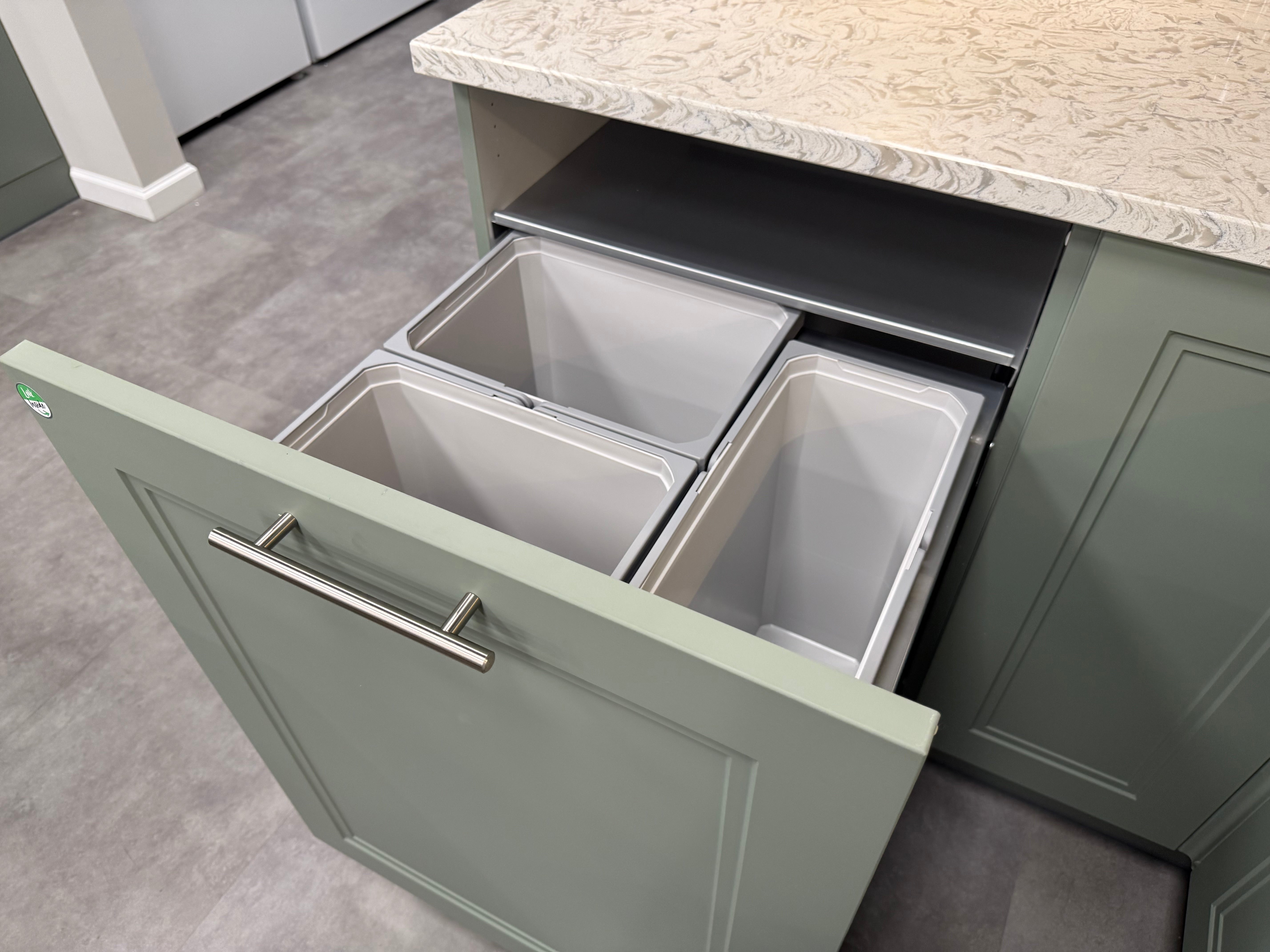Wren Shaker Denver Juratek Matte Green Moss Kitchen