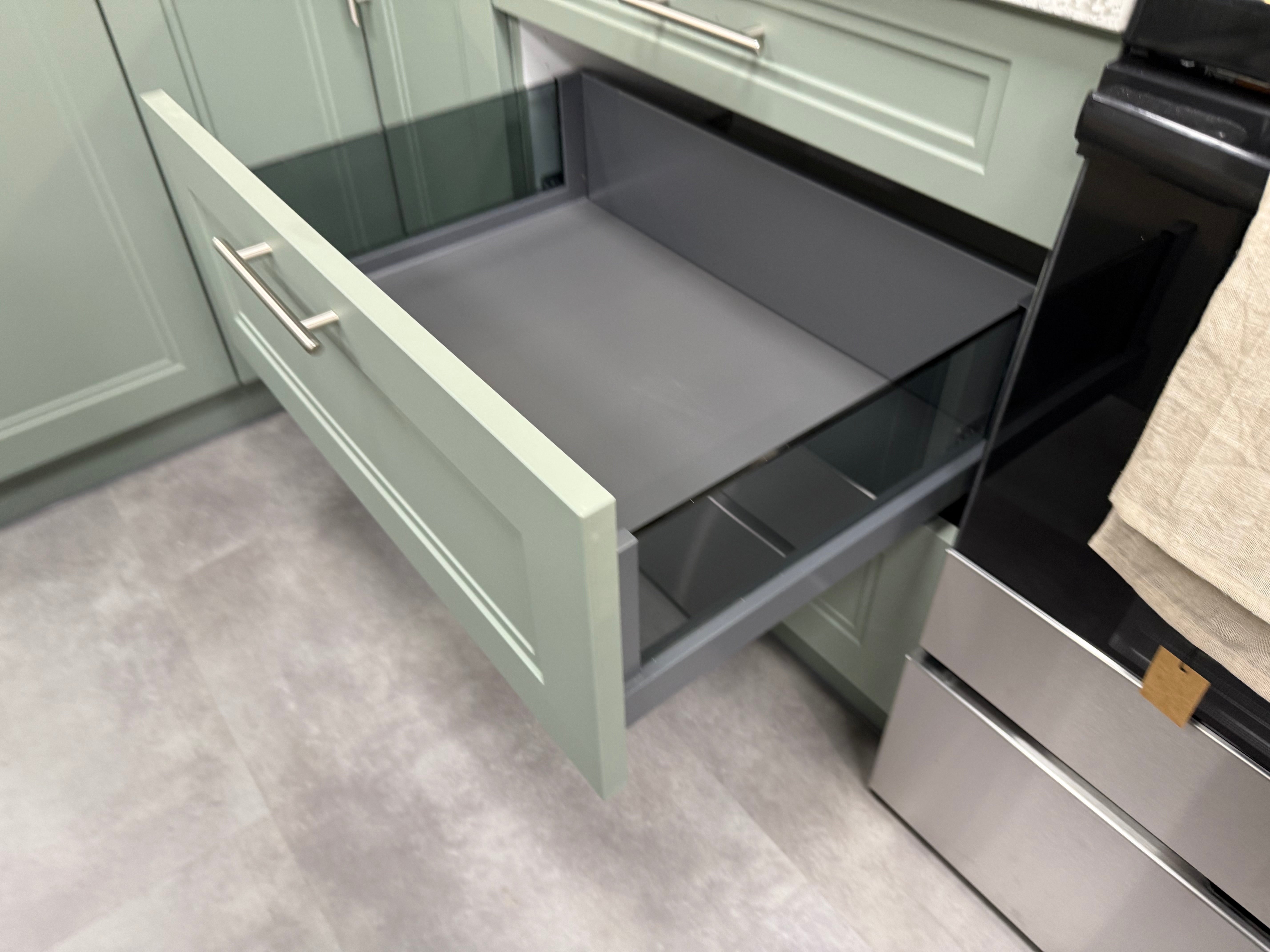 Wren Shaker Denver Juratek Matte Green Moss Kitchen