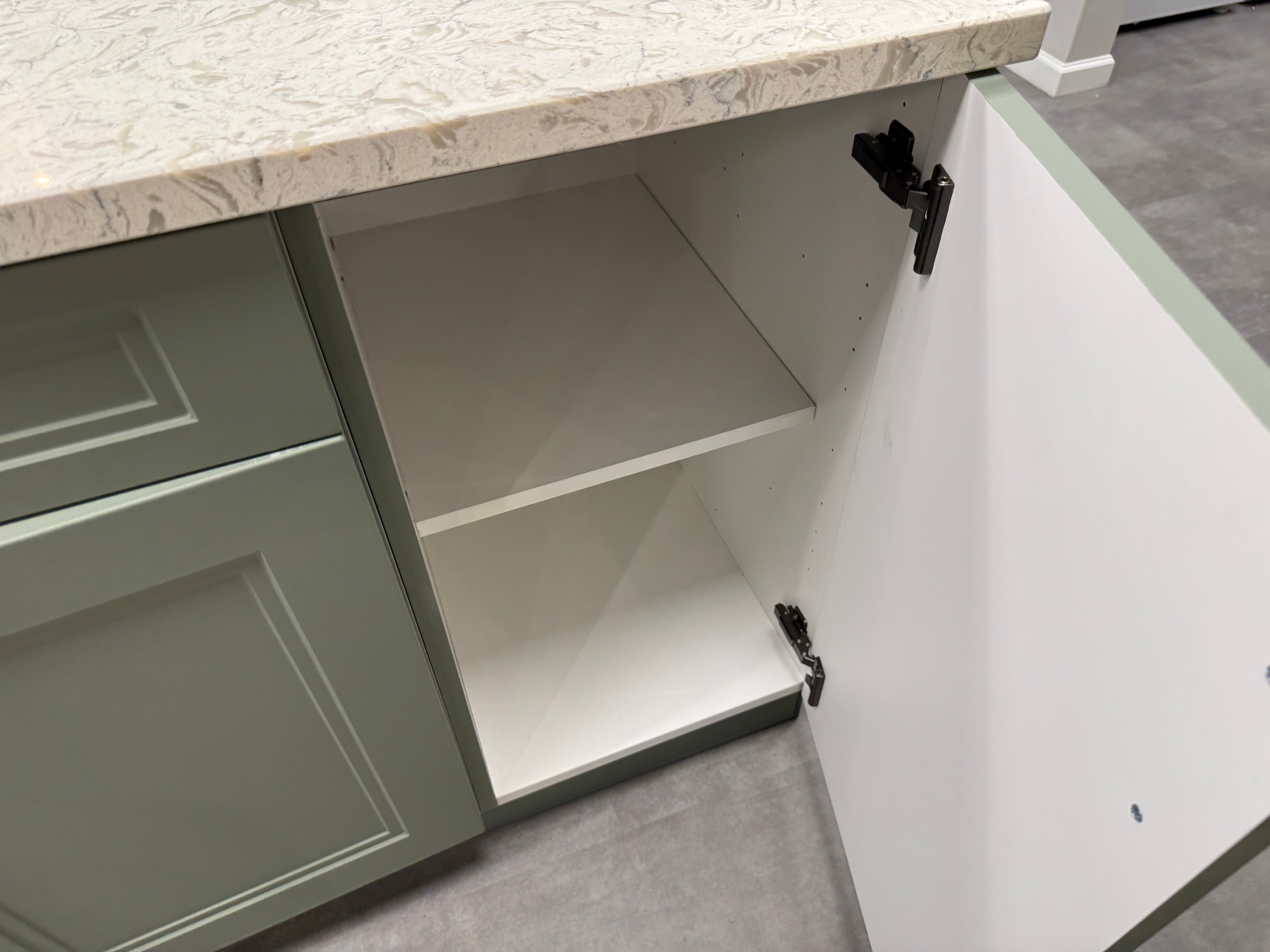 Wren Shaker Denver Juratek Matte Green Moss Kitchen