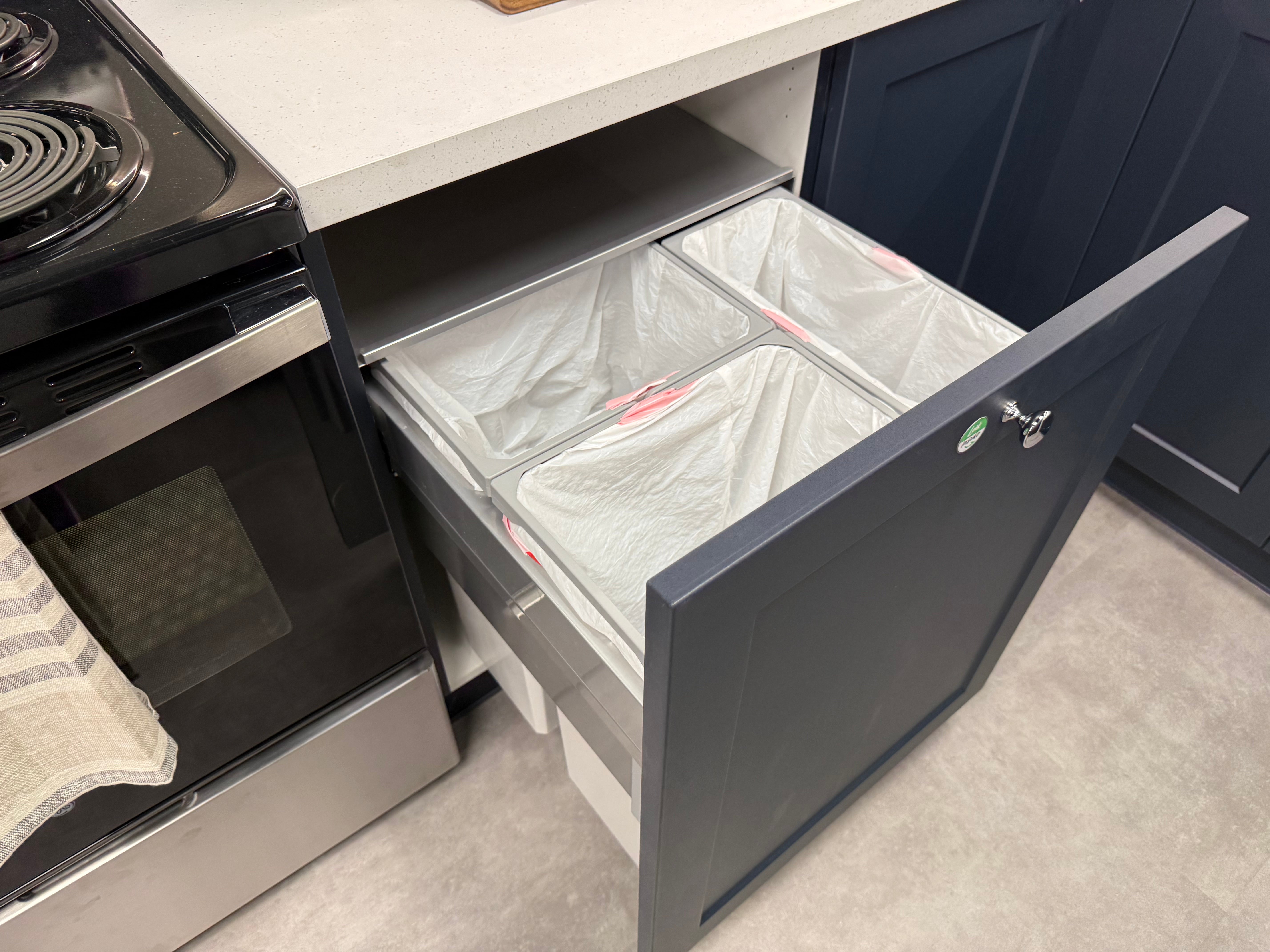 Wren Shaker Chelsea Navy Blue Matte Kitchen