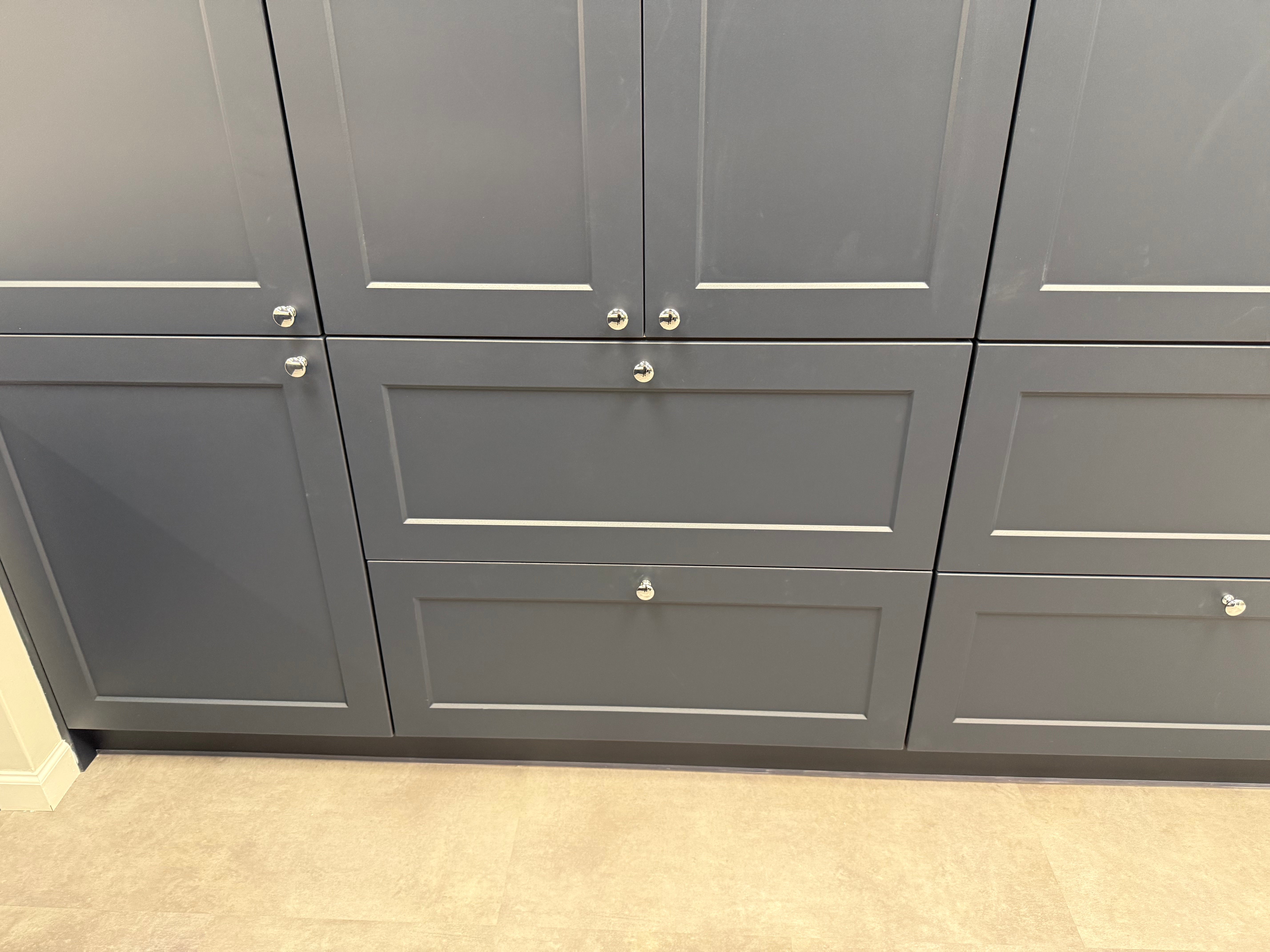 Wren Shaker Chelsea Navy Blue Matte Kitchen