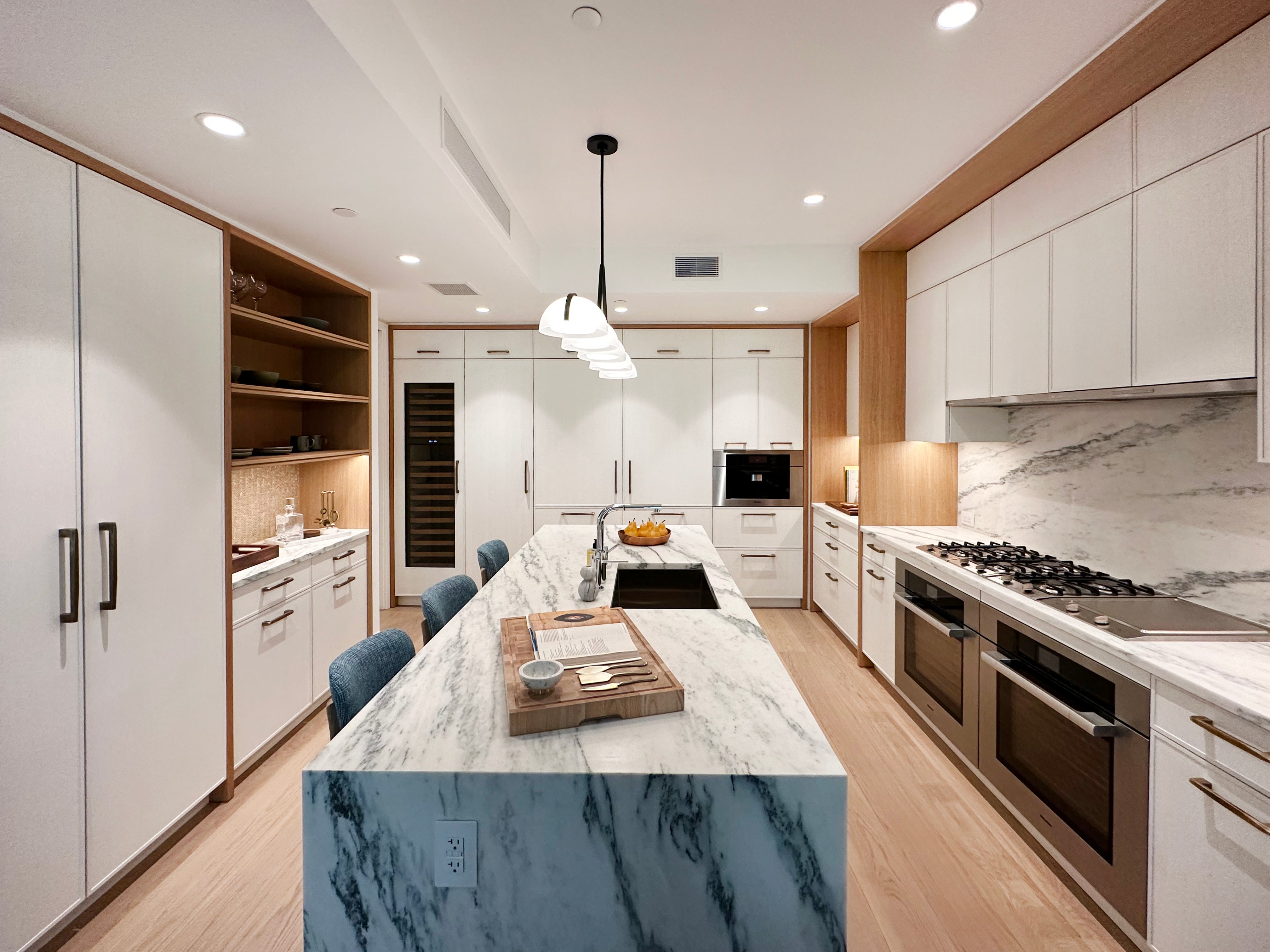 Smallbone Transitional White Oak Kitchen with Island - Cabinetry Only - New in Box