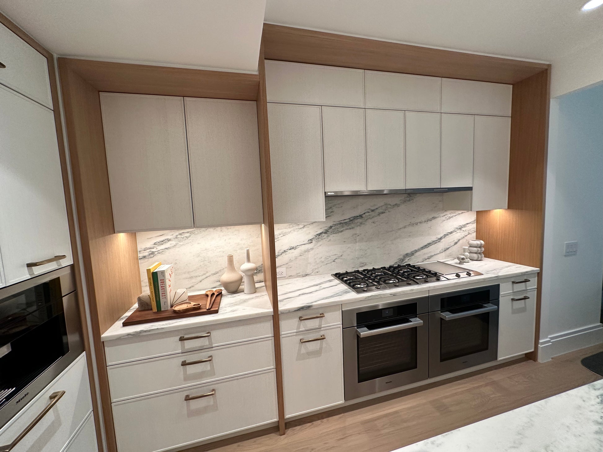 Smallbone Transitional White Oak Kitchen with Island - Cabinetry Only - New in Box