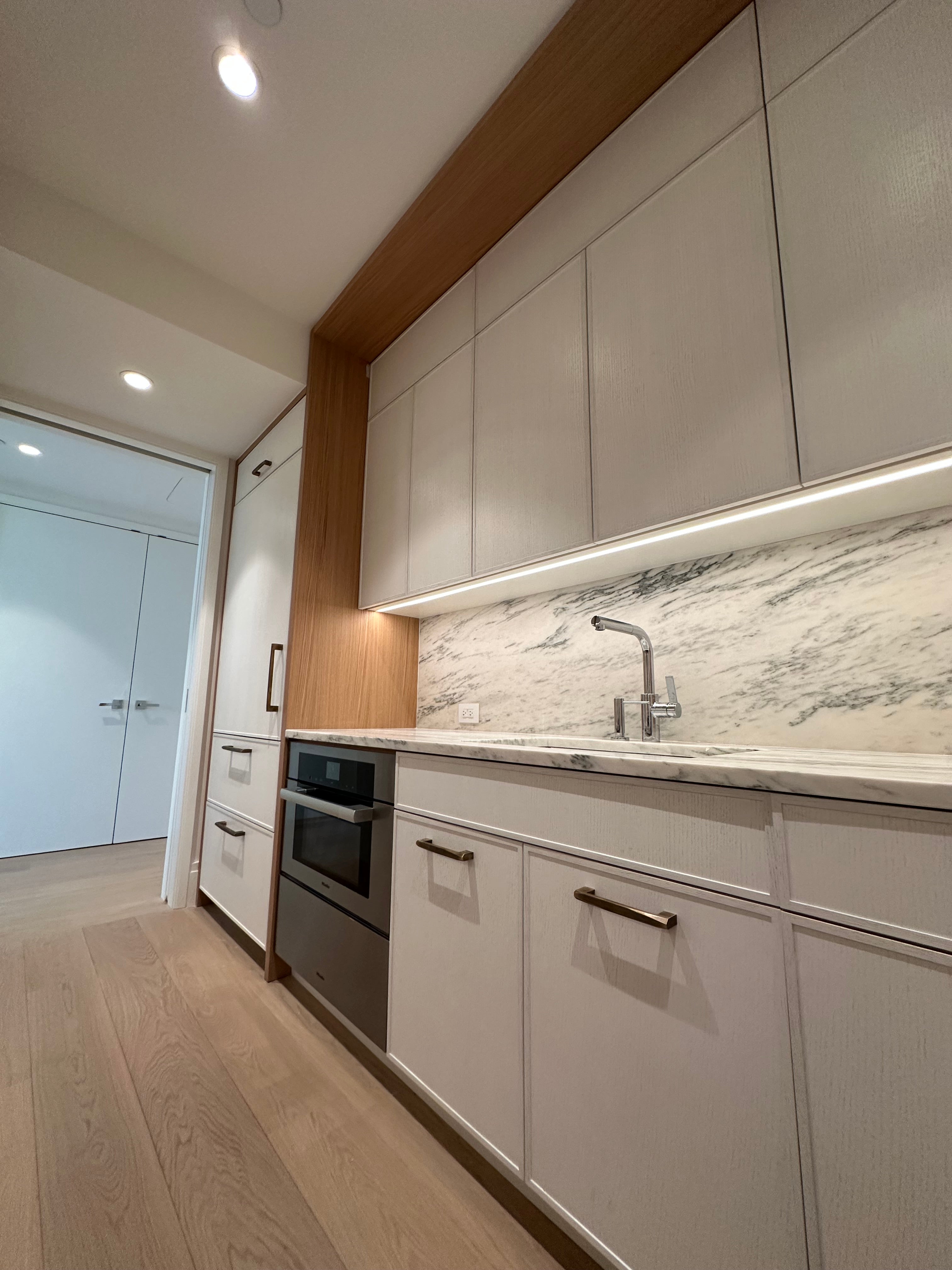 Smallbone Transitional White Oak Kitchen - Cabinetry Only - New in Box