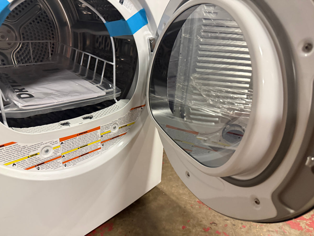 GE GFD14ESSNWW 24" White Electric Dryer